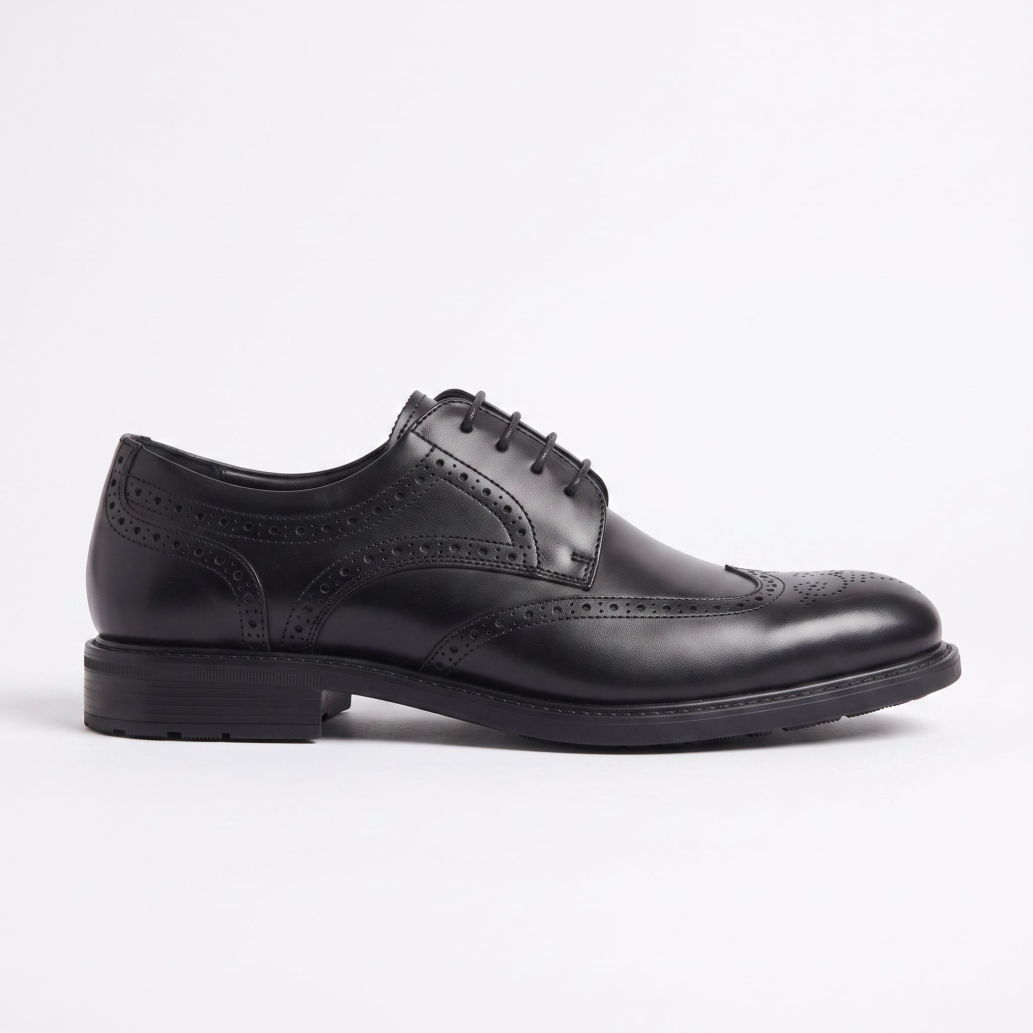 Men's Black Wingtip Leather Derbys — Yardley — Yardley