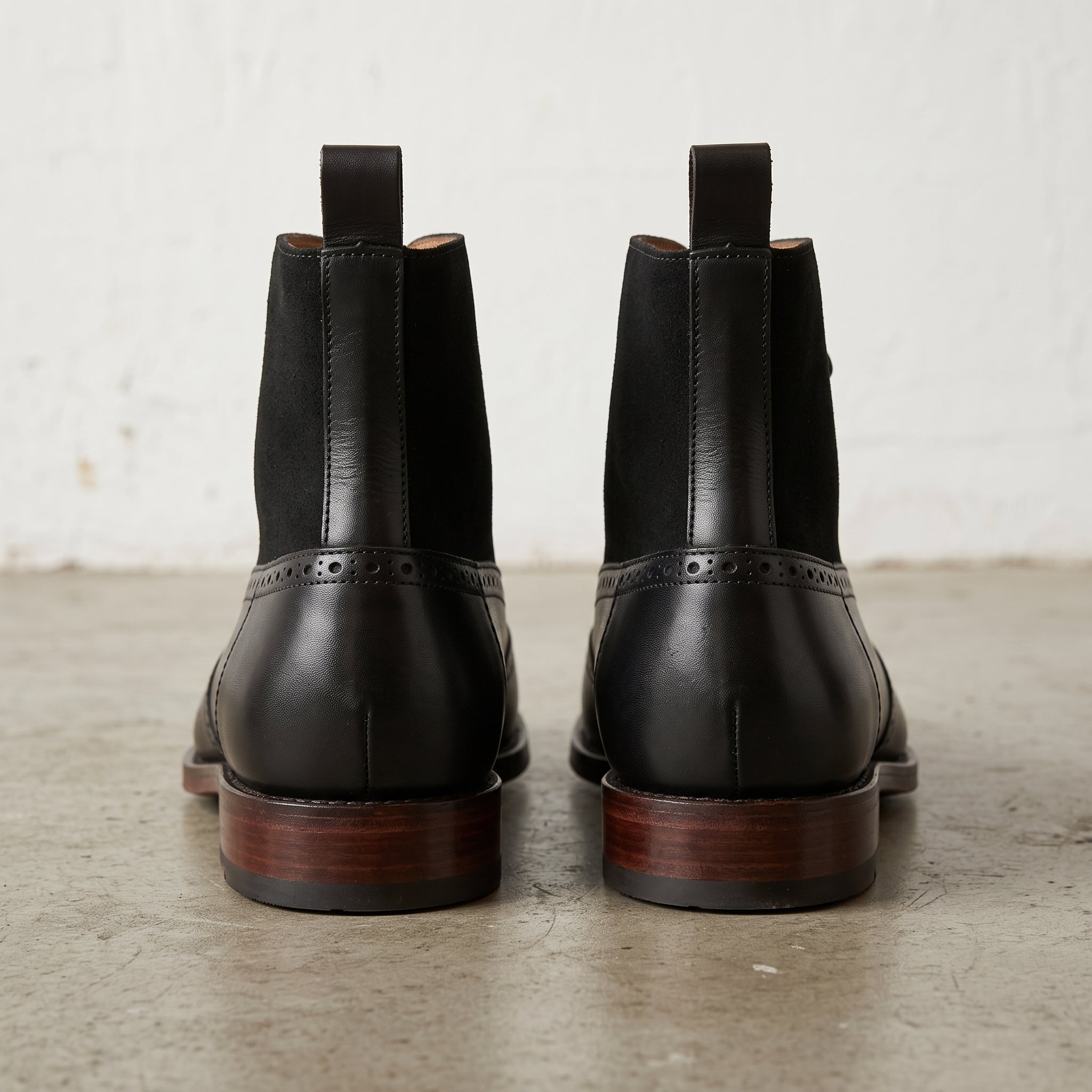 Men's Black Wingtip Leather Oxford Boots — Lomas