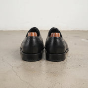 Men's Black Wingtip Leather Oxfords — Amerton