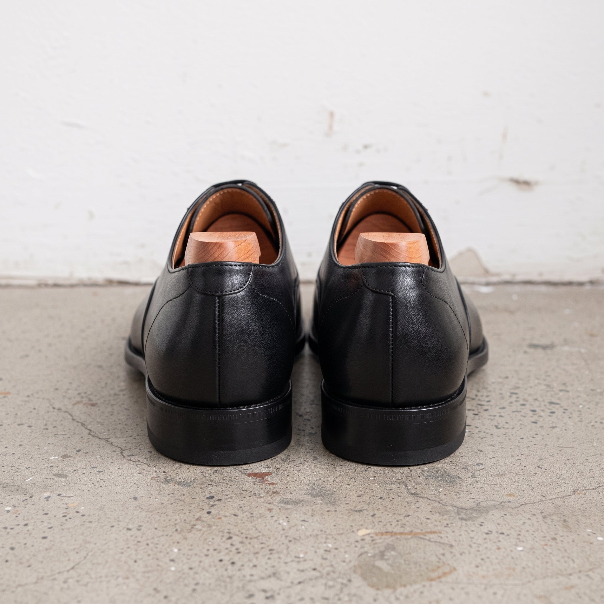 Men's Black Wingtip Leather Oxfords — Hutchinson