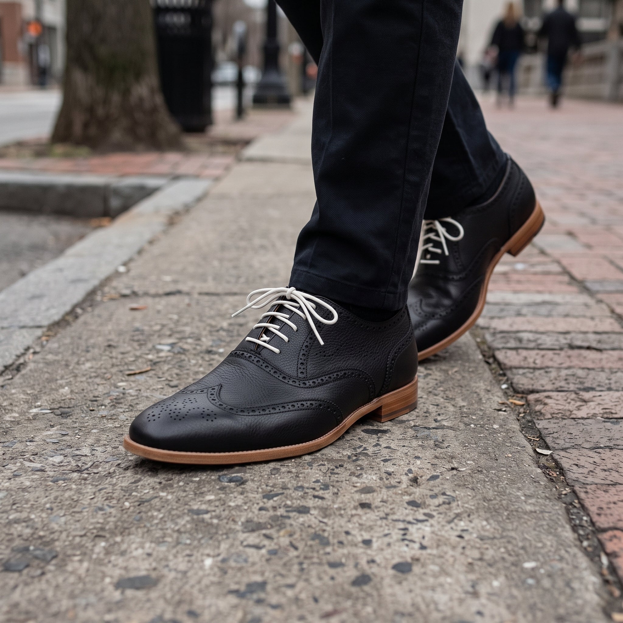 Men's Black Wingtip Pebbled Leather Oxfords — Chigwell
