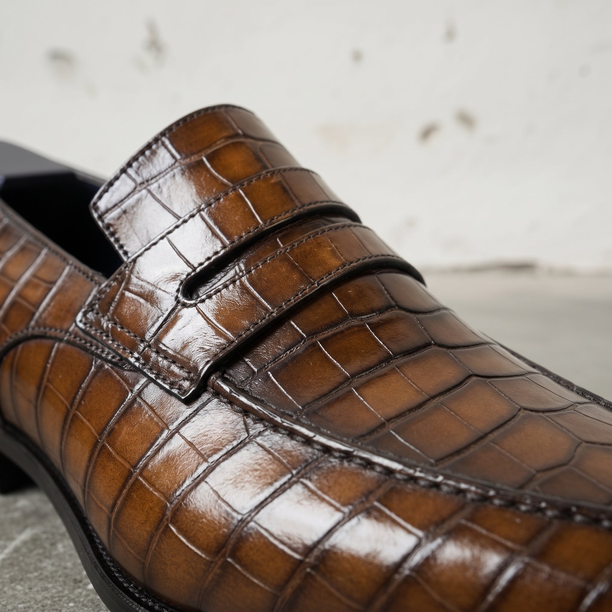 Men's Brown Alligator-Embossed Leather Penny Loafers — Harcourt