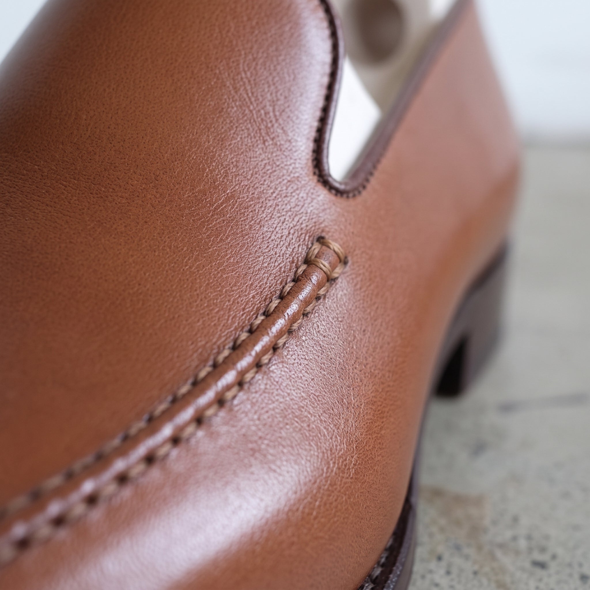 Men's Brown Apron-Toe Leather Moccasins — Willoughby