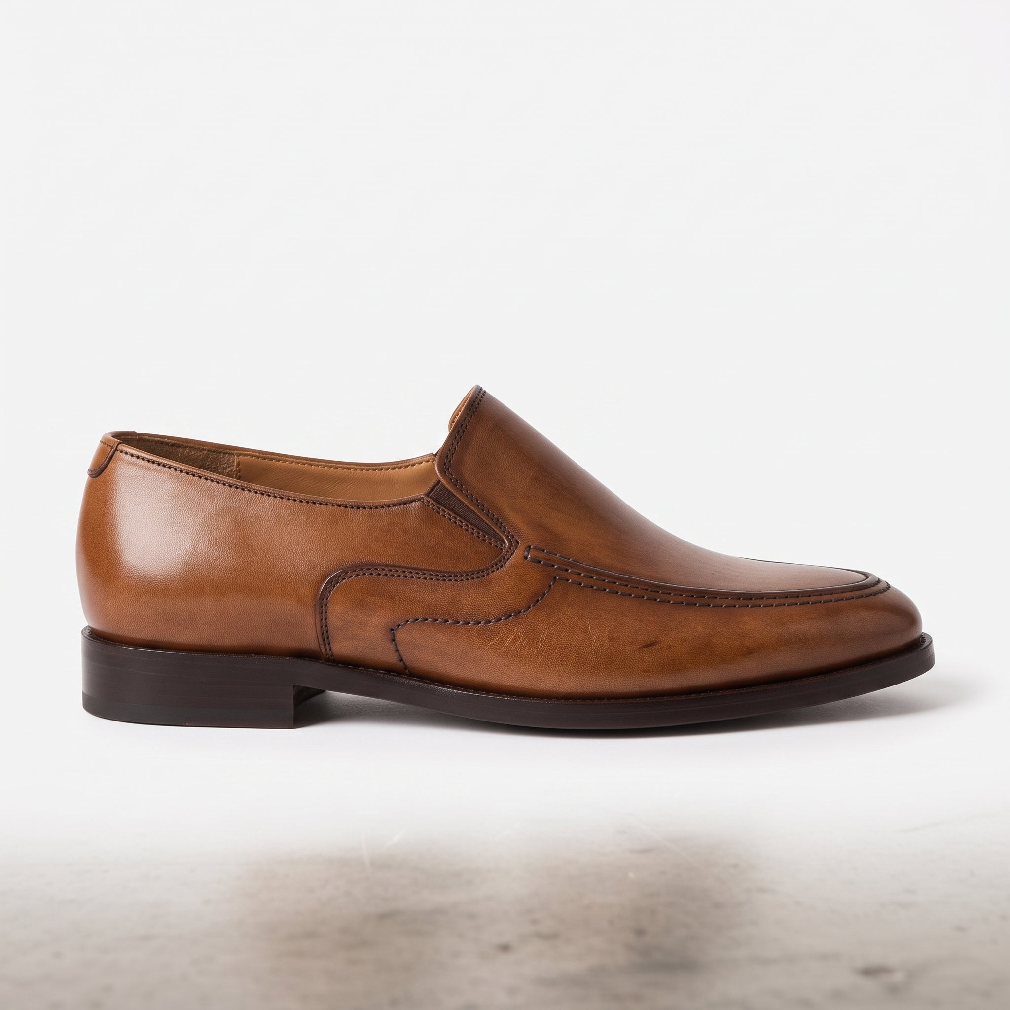 Men's Brown Apron-Toe Leather Loafers — Hargreaves