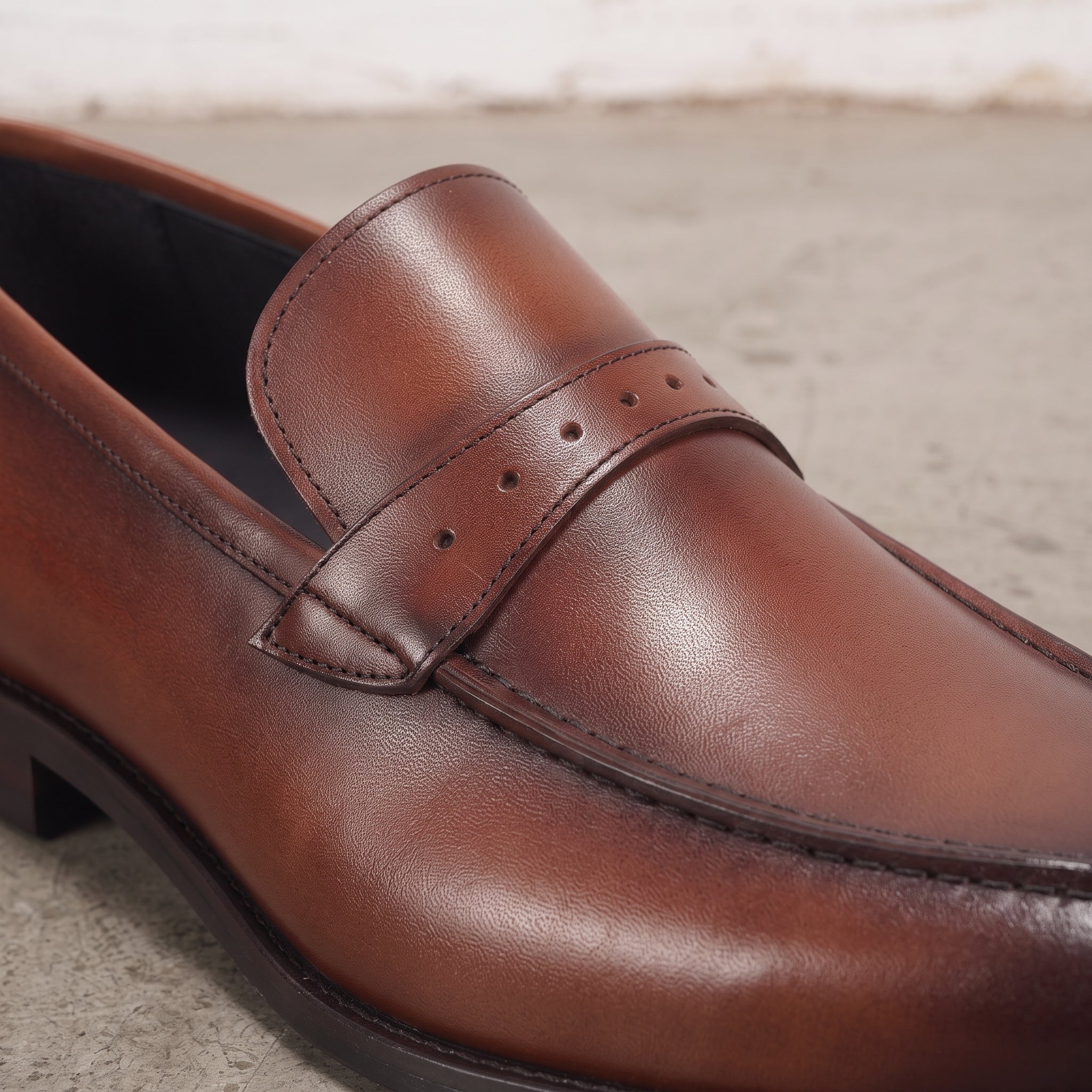 Men's Brown Apron-Toe Leather Penny Loafers — Ashbrook