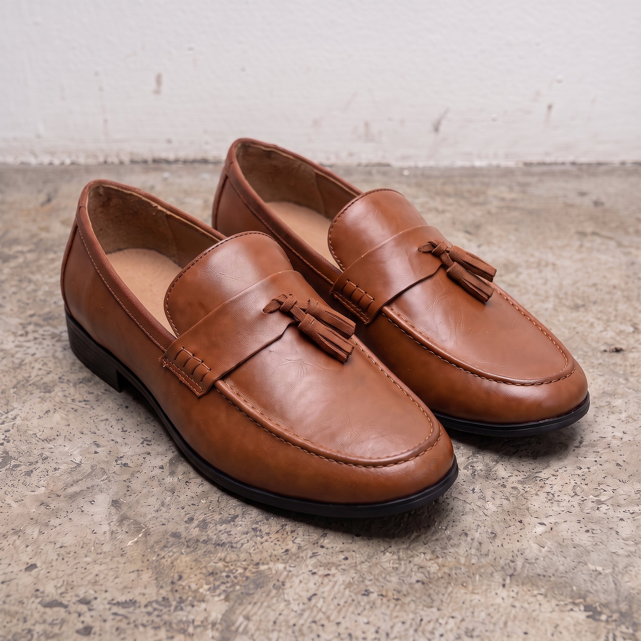 Men's Brown Apron-Toe Leather Penny Loafers — Ockham — Ockham