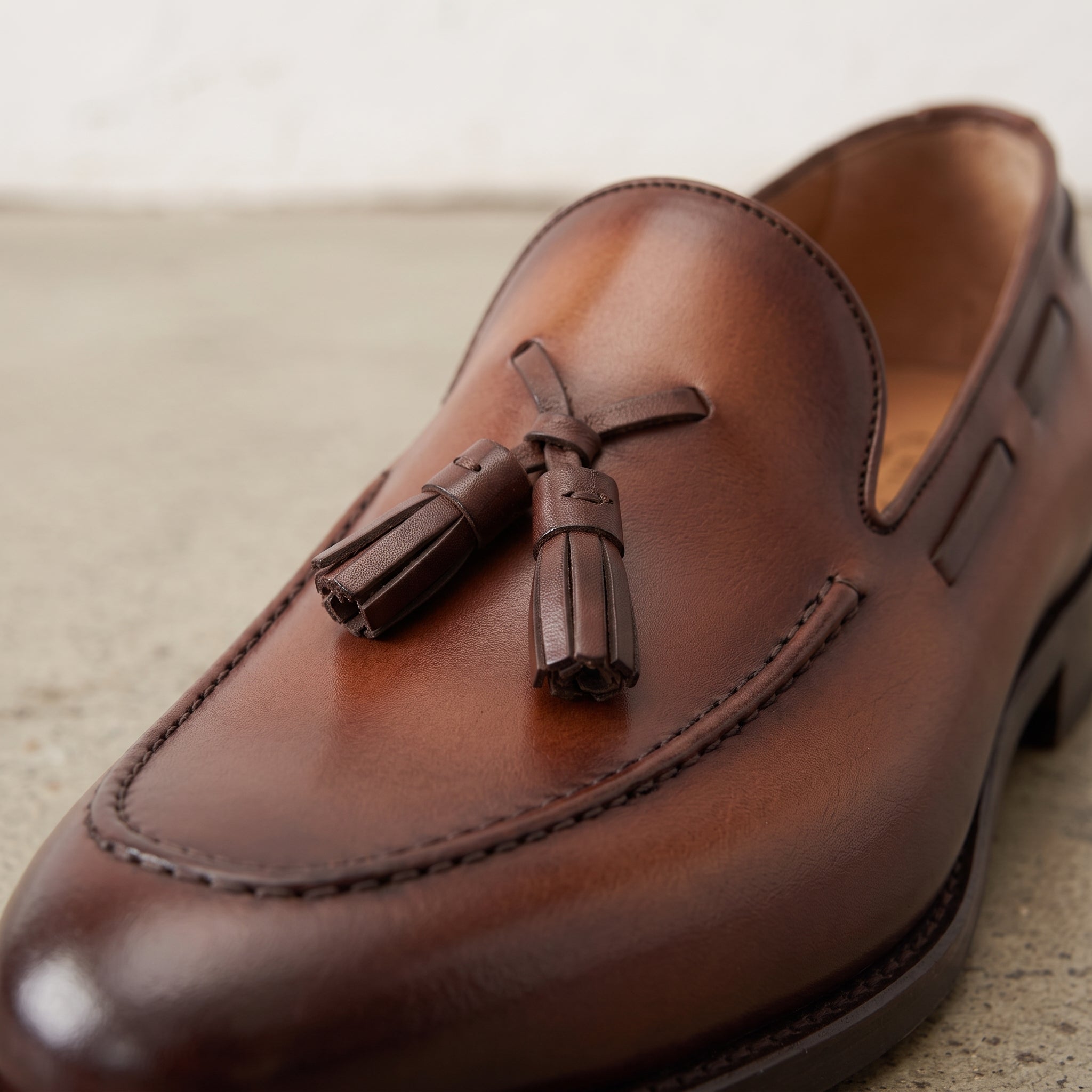 Men's Brown Apron-Toe Leather Tassel Loafers — Lumley