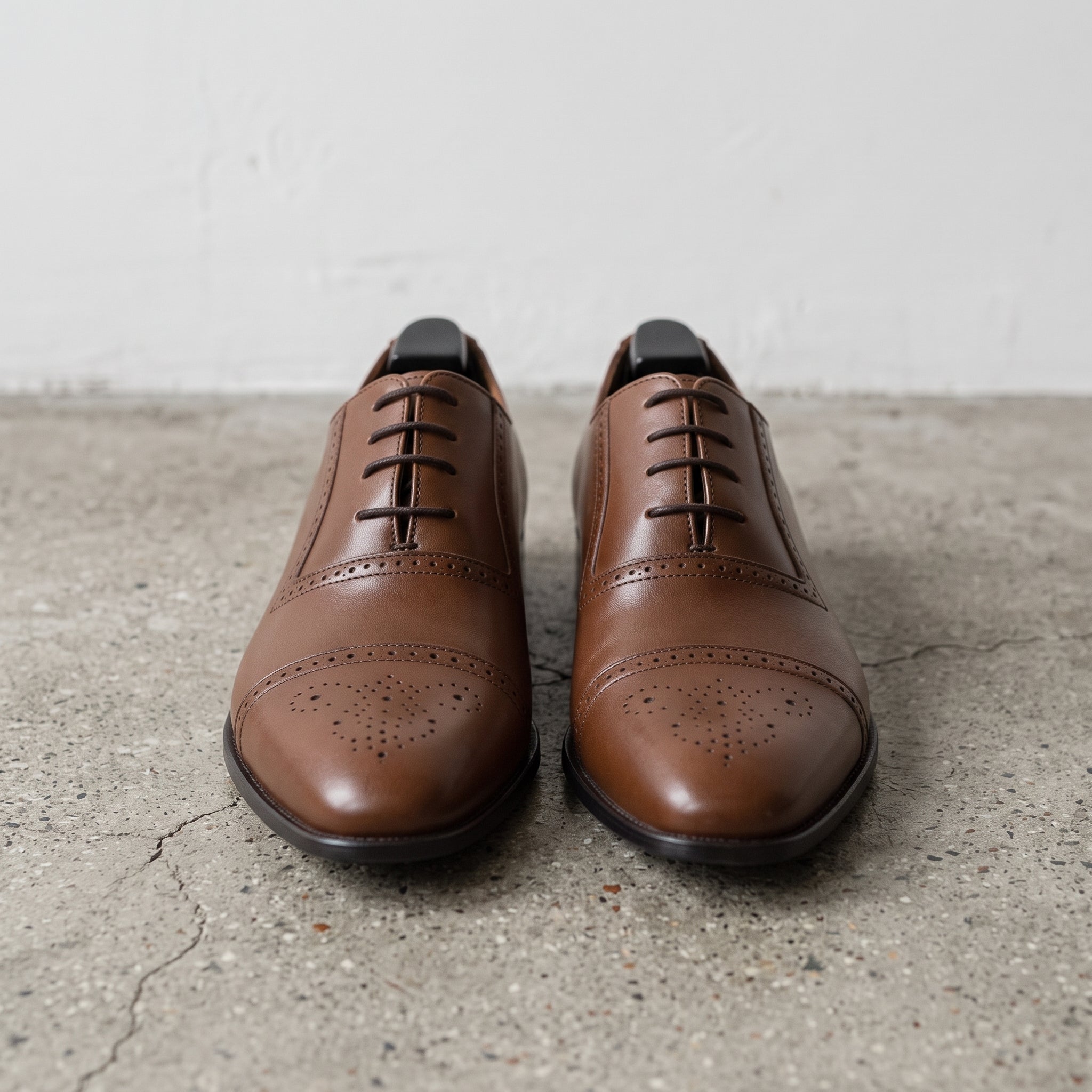 Men's Brown Cap-Toe Leather Oxfords — Aspall
