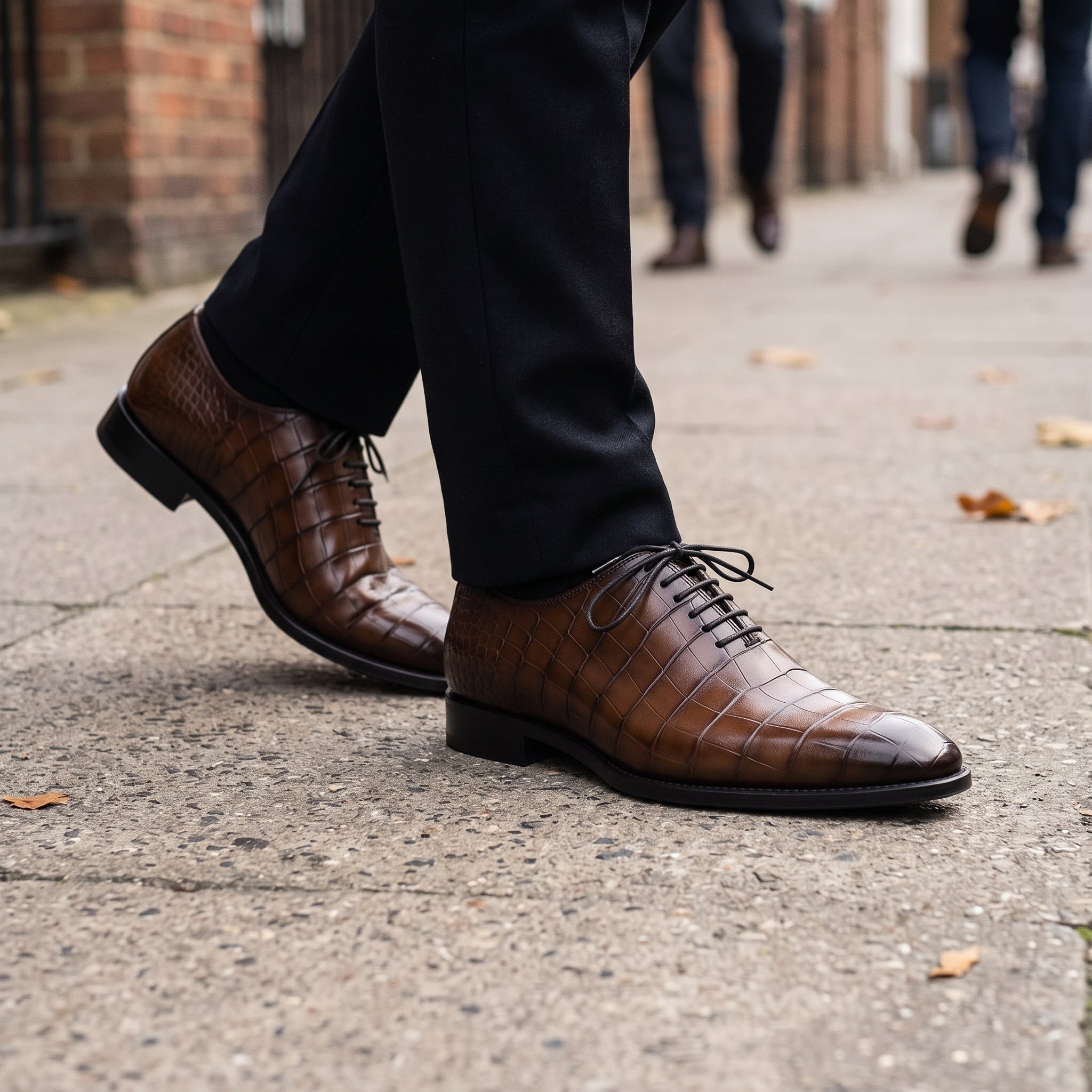 Men's Brown Crocodile-Embossed Leather Oxfords — Atwick