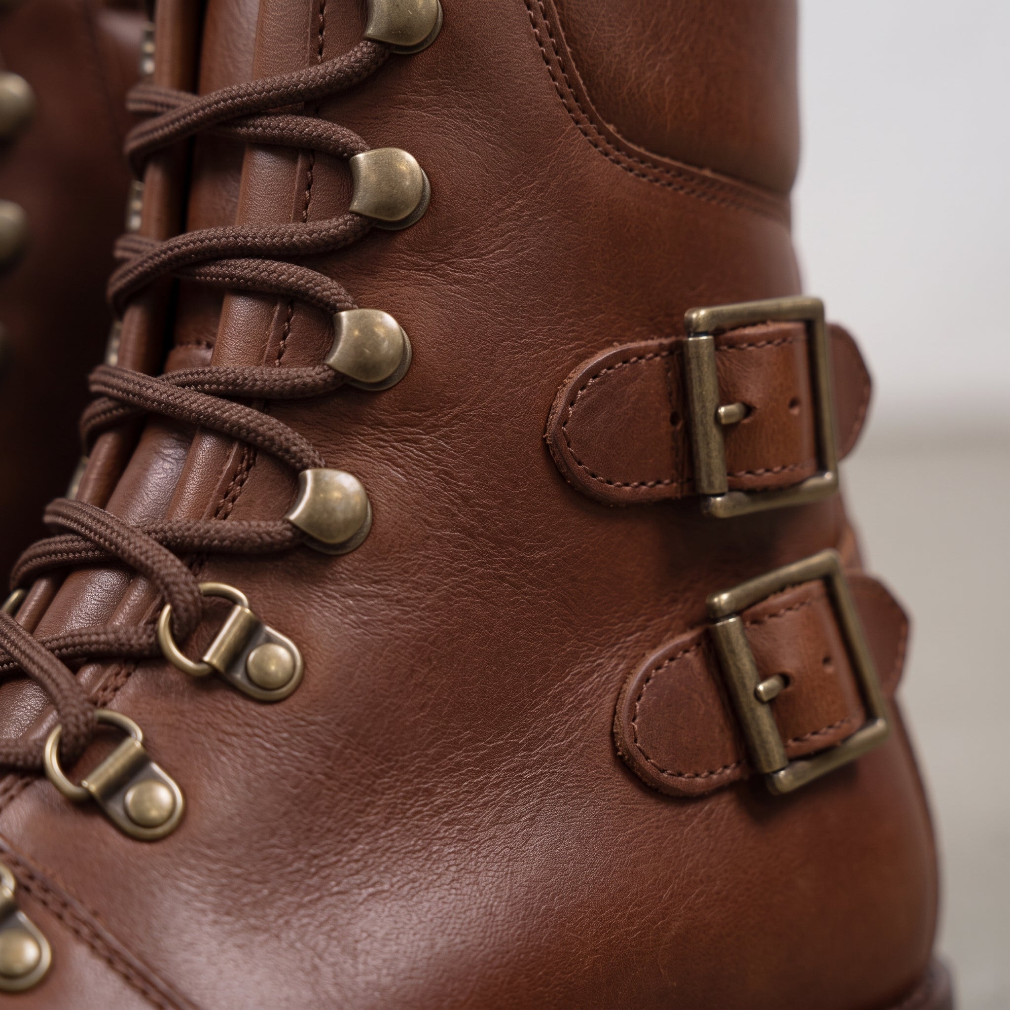 Men's Brown Plain-Toe Leather Hiker Boots — Enfield
