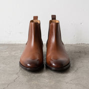 Men's Brown Plain-Toe Leather Chelsea Boots — Allonby