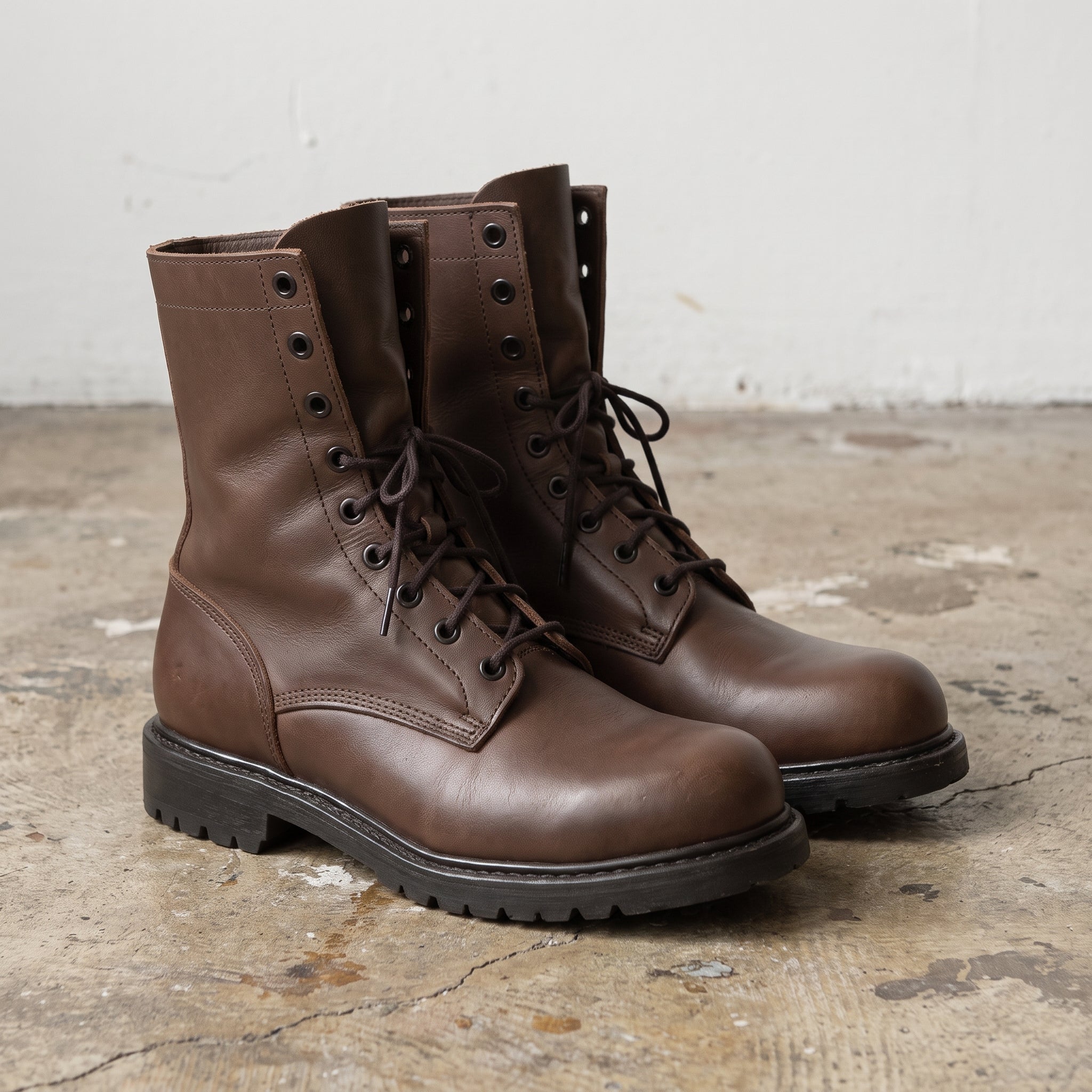 Men's Brown Plain-Toe Leather Combat Boots — Wharfedale