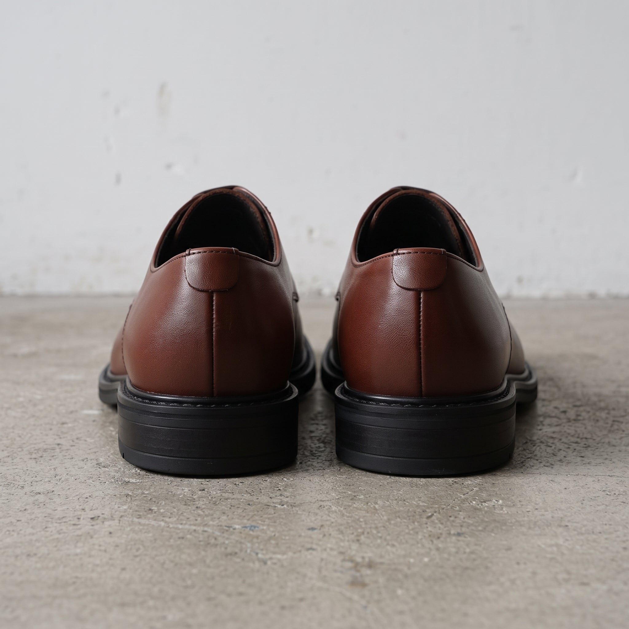 Men's Brown Plain-Toe Leather Derby Shoes — Hiscott