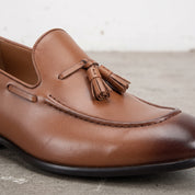 Men's Brown Plain-Toe Leather Tassel Loafers — Farncombe
