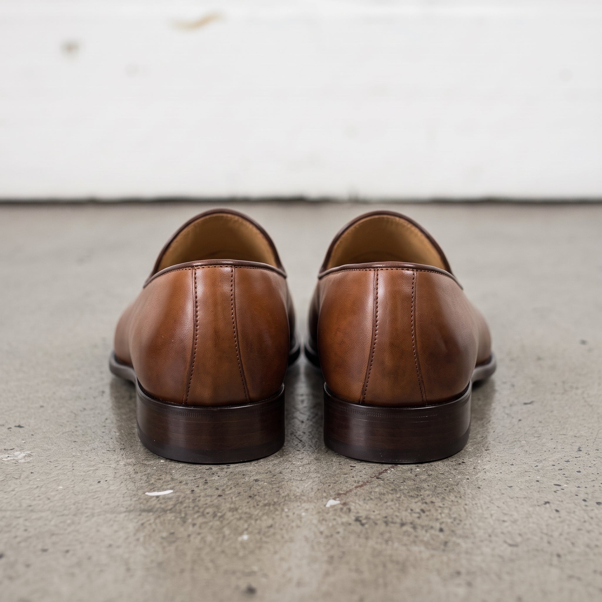 Men's Brown Plain-Toe Leather Tassel Loafers — Humberstone