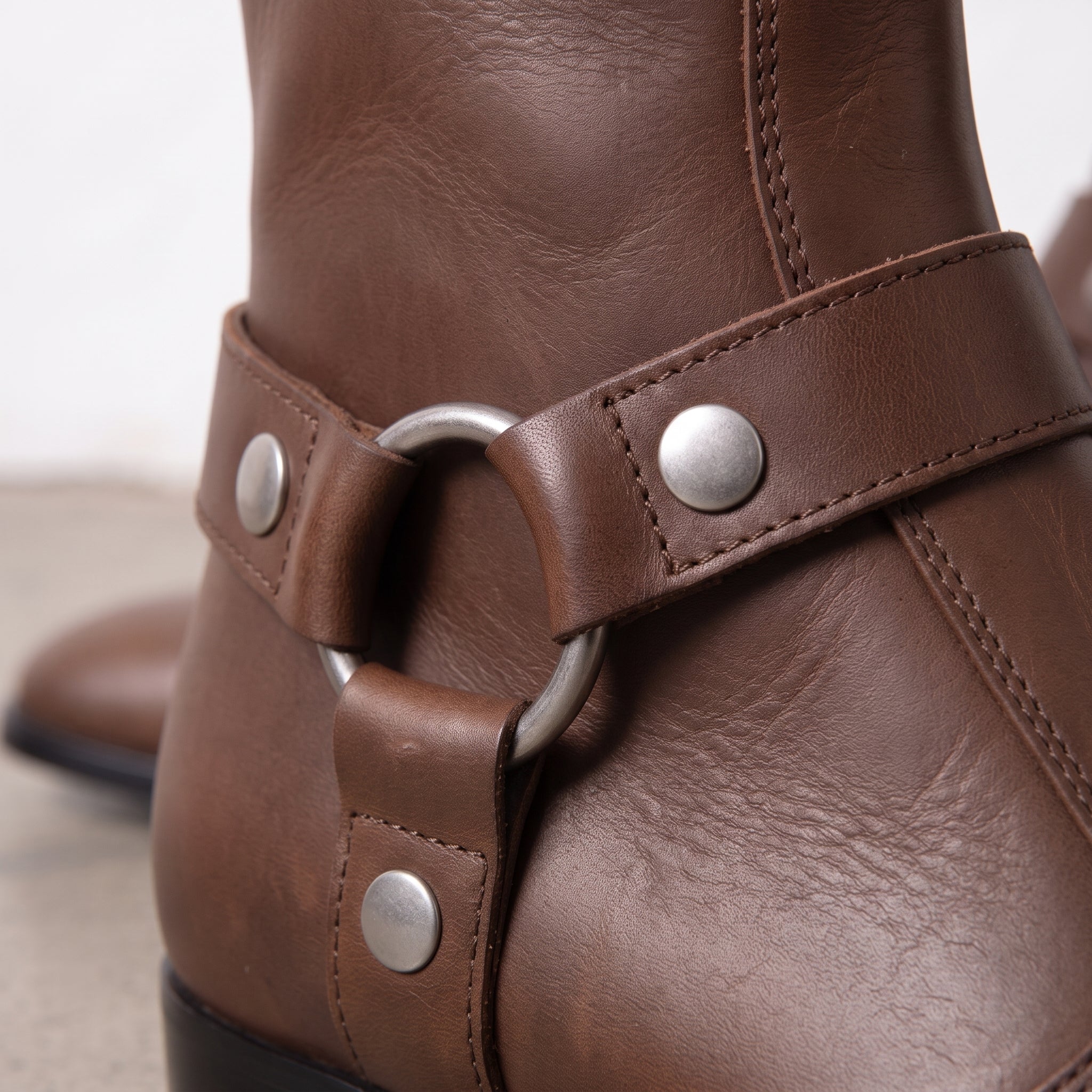 Men's Brown Plain-Toe Leather Zip Harness Boots — Barwood