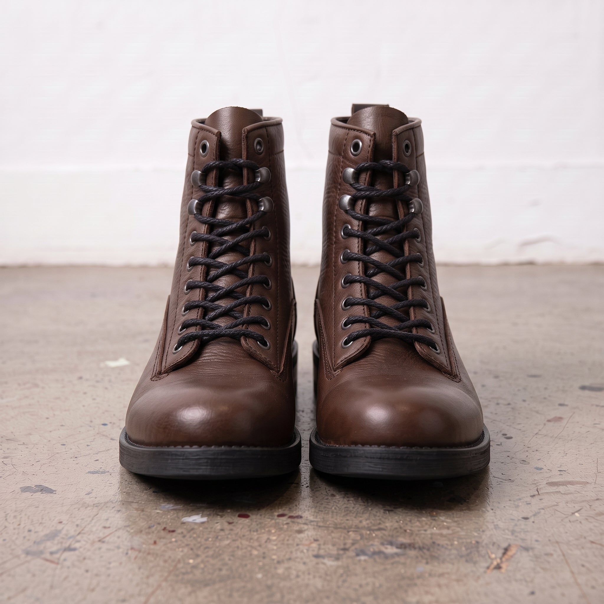 Men's Brown Plain-Toe Pebbled Leather Lace-Up Boots — Ledbury