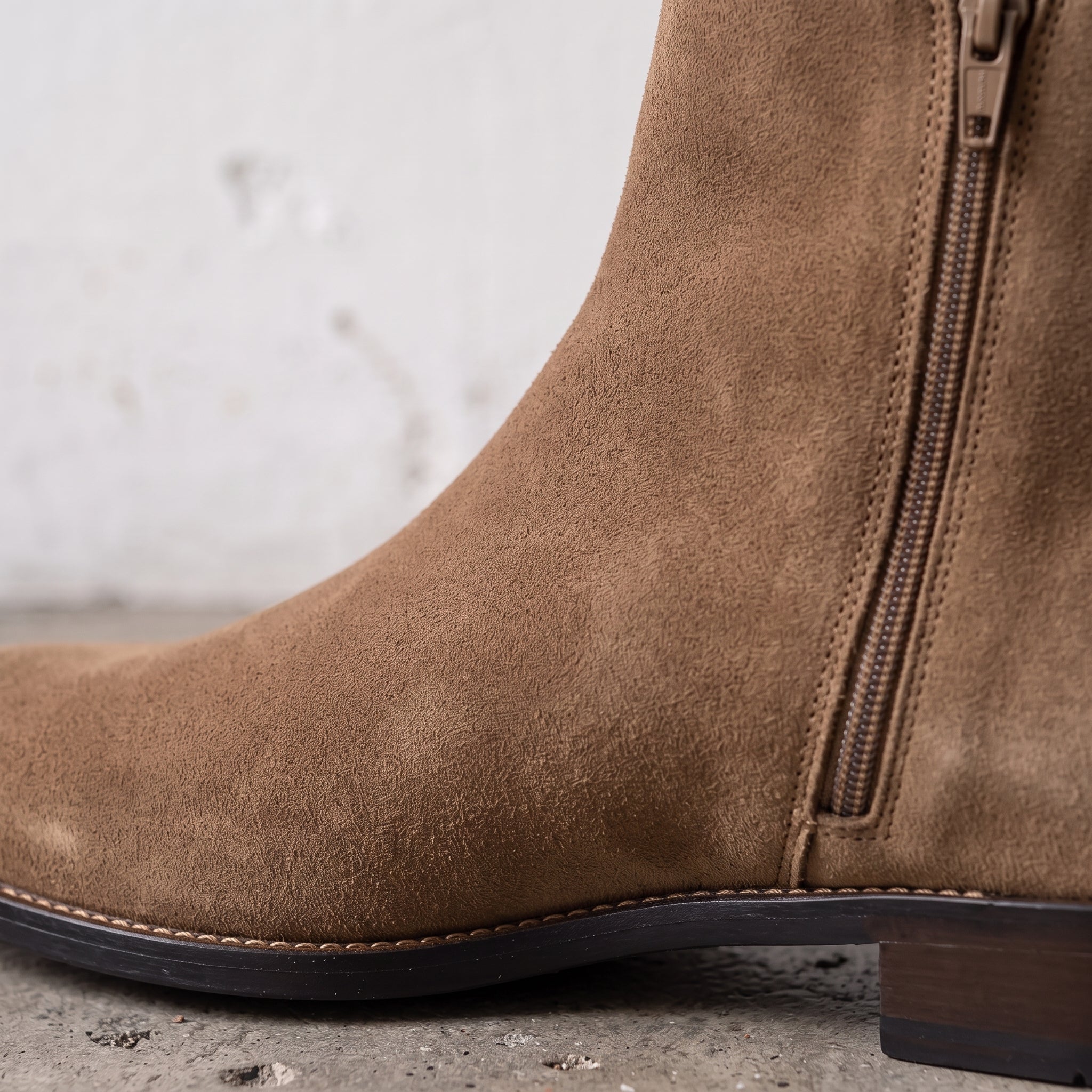 Men's Brown Plain-Toe Suede Ankle Boots — Brewster