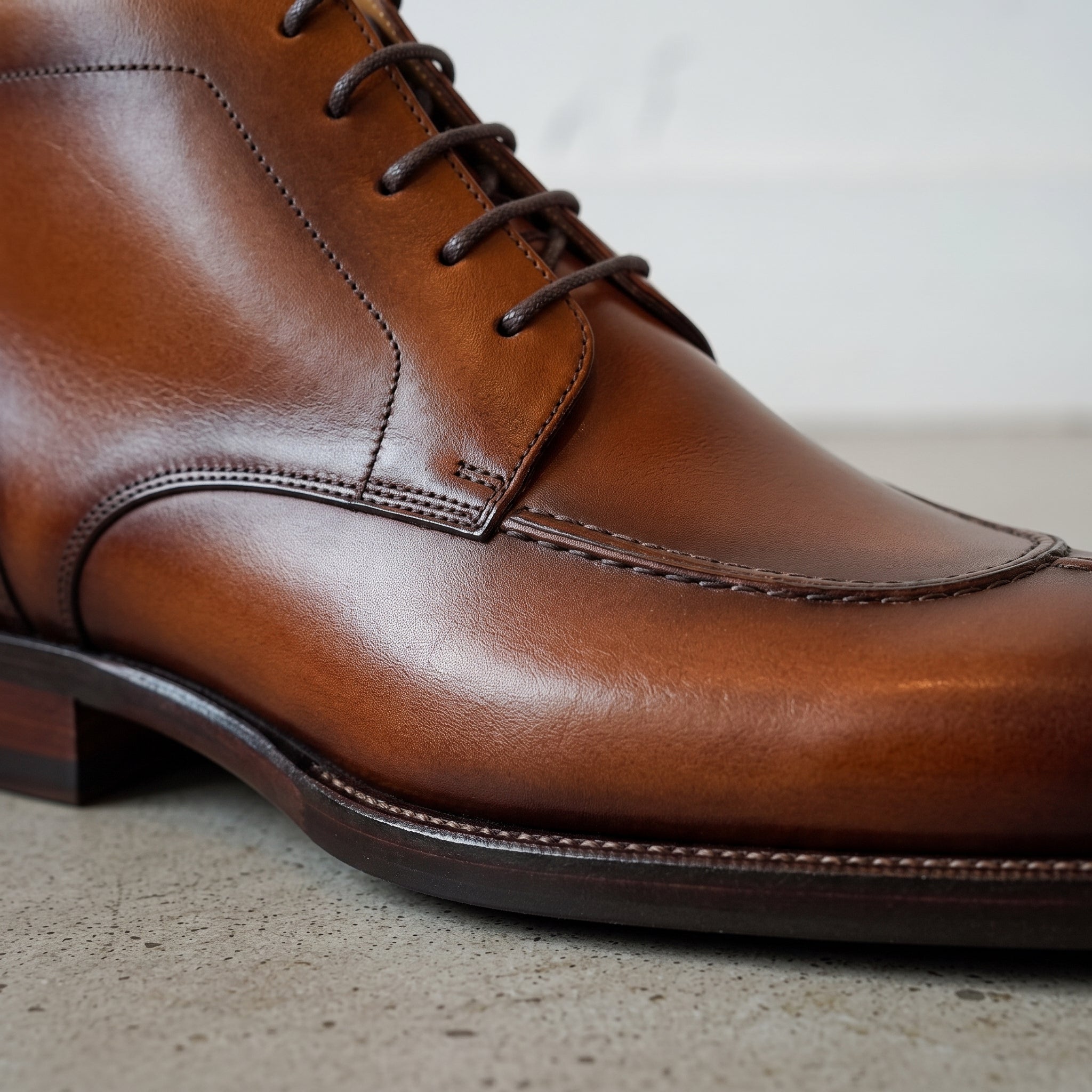 Men's Brown Split-Toe Leather Derby Boots — Hawick