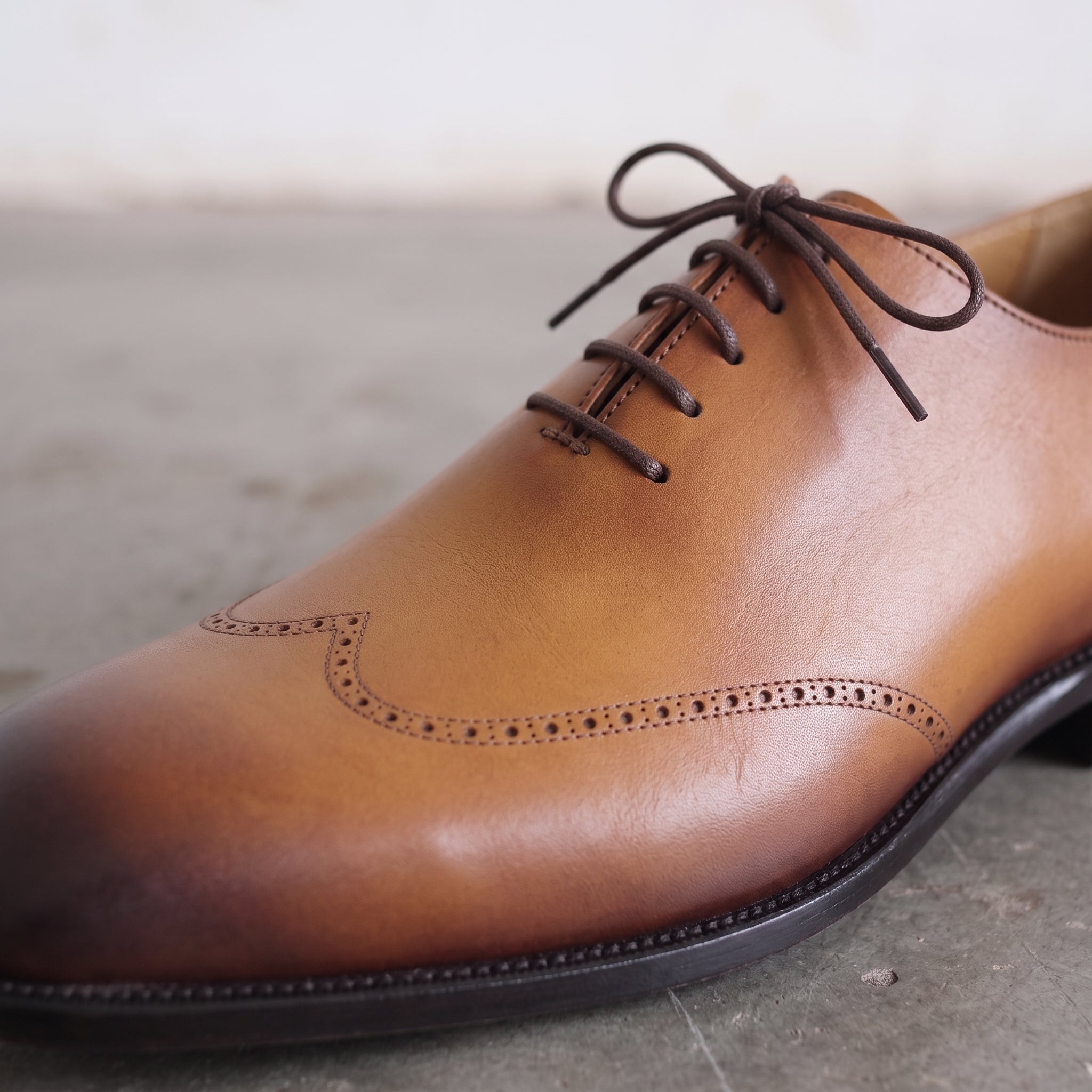 Men's Tan Brown Cap-Toe Leather Brogues Oxfords — Edenwood