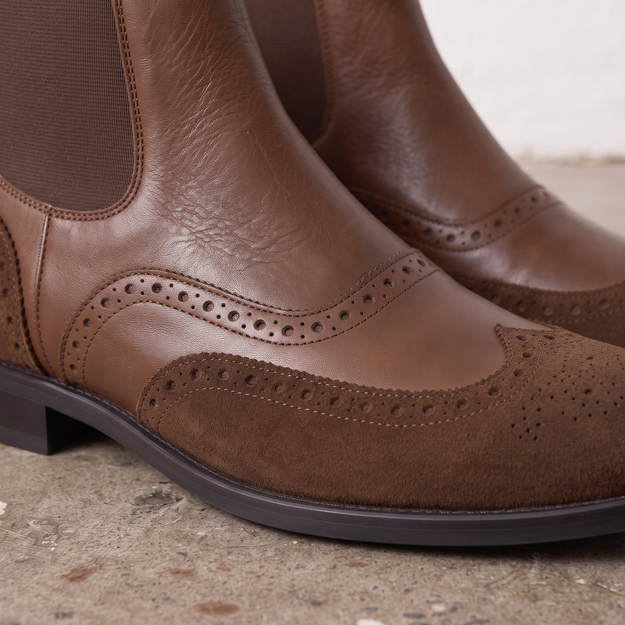 Men's Brown Wingtip Brogue Leather Chelsea Boots — Turner