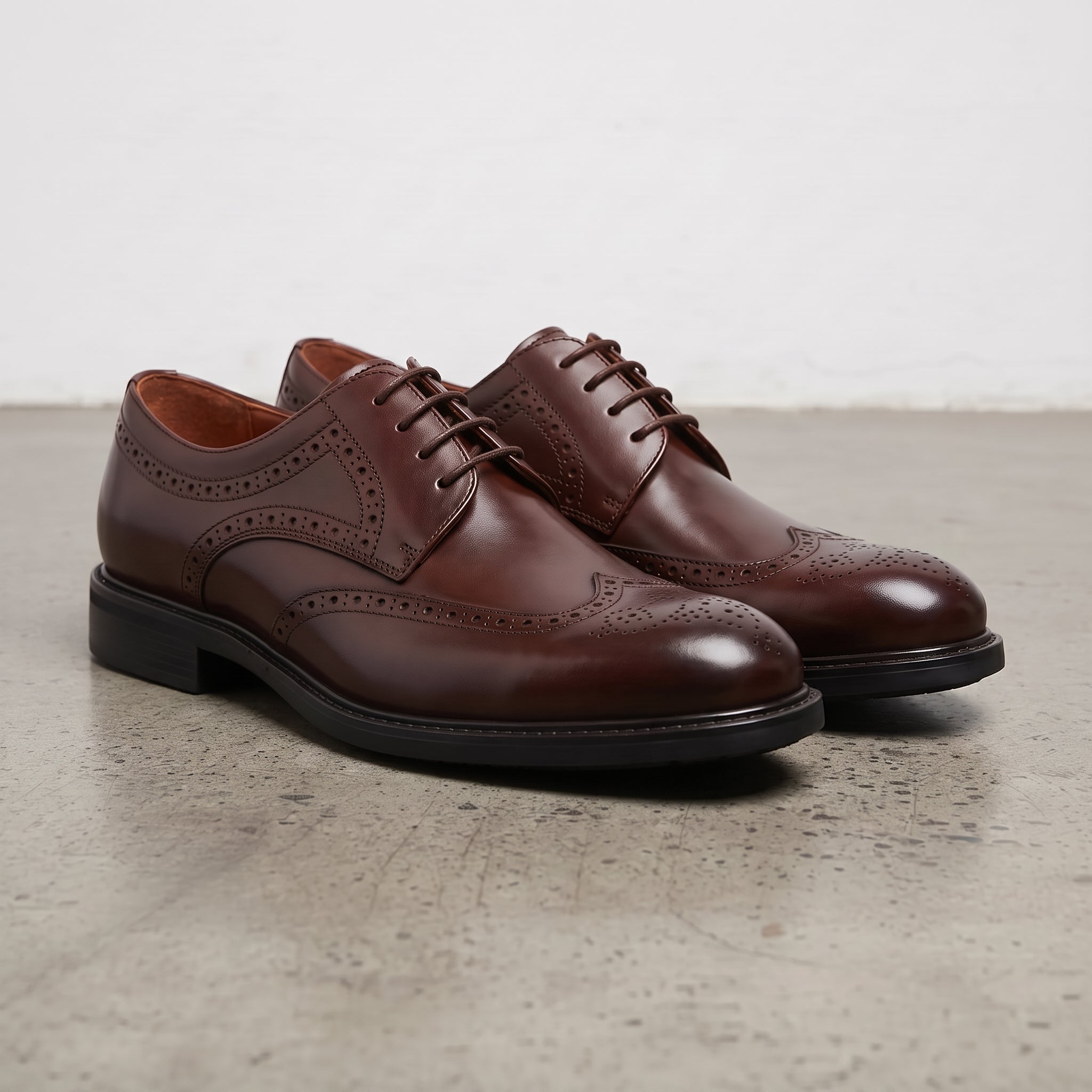 Men's Brown Wingtip Leather Derbys — Yardley