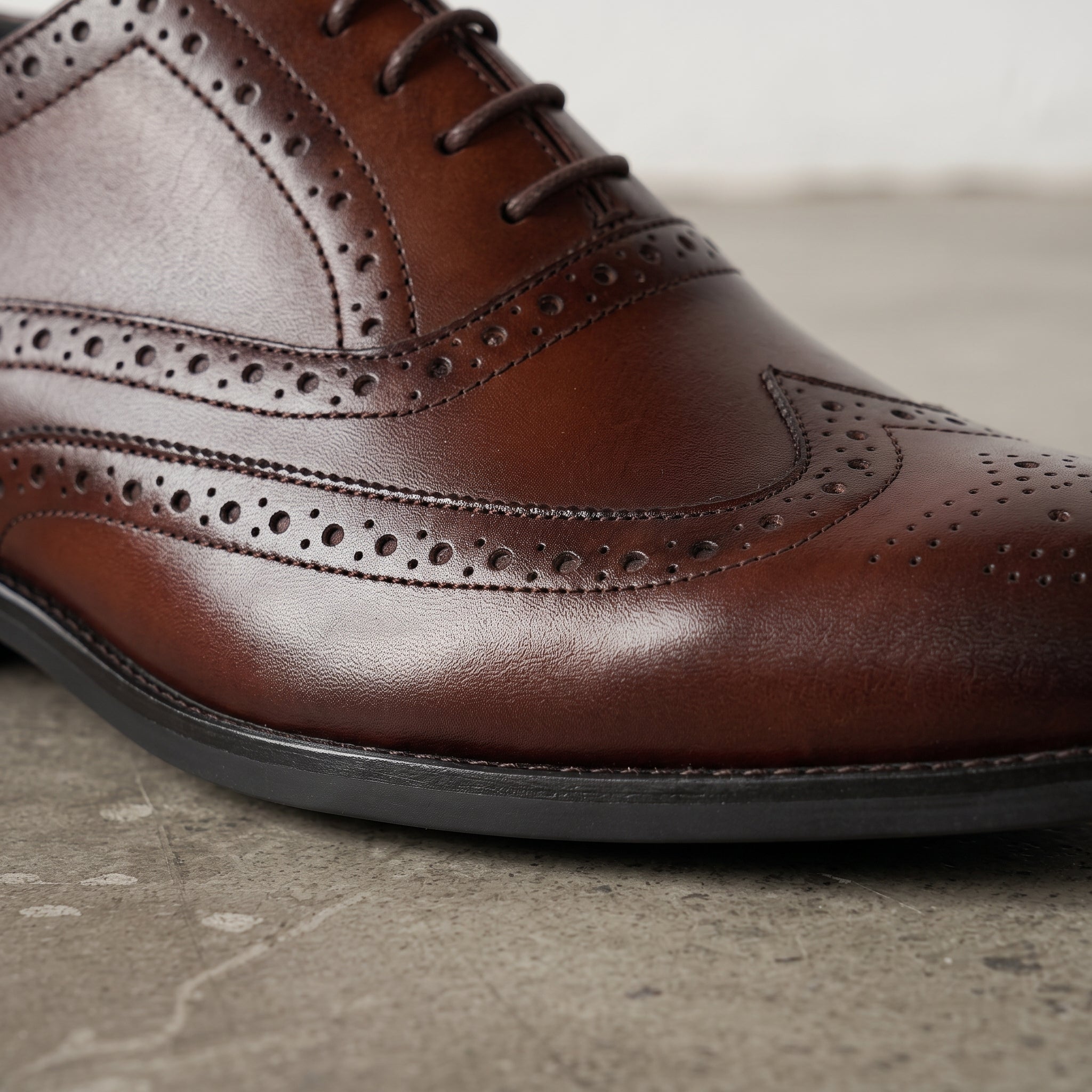 Men's Brown Wingtip Leather Oxfords — Burbury
