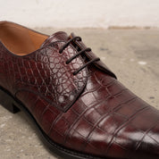 Men's Burgundy Alligator-Embossed Leather Derby Shoes — Halden