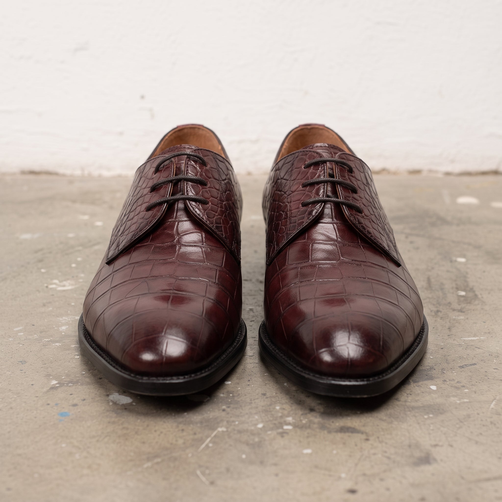 Men's Burgundy Alligator-Embossed Leather Derby Shoes — Halden