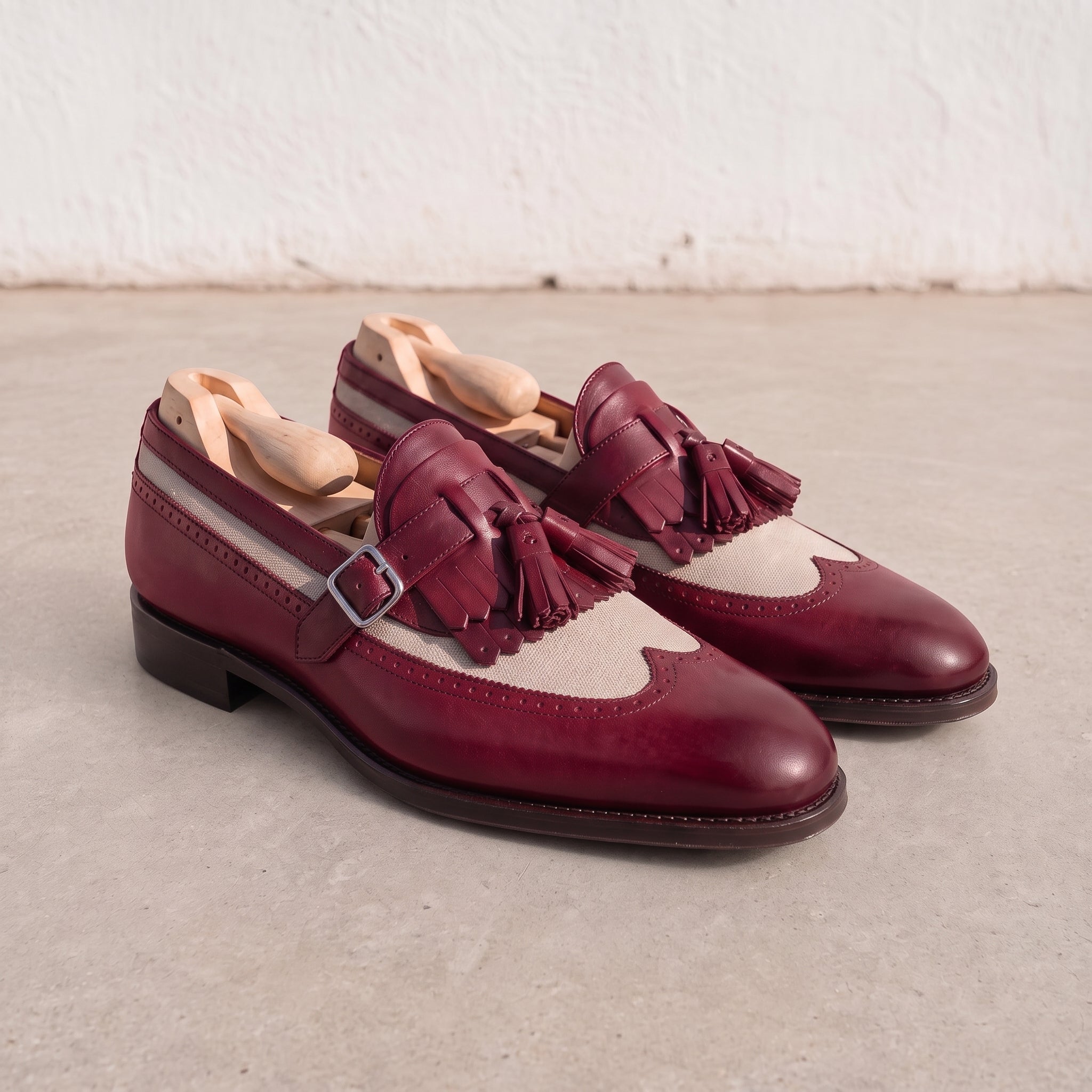 Men's Burgundy and Beige Wingtip Fringe Leather Tassel Loafers — Bell