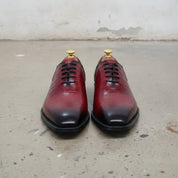Men's Burgundy and Black Alligator-Embossed Leather Oxfords — Wroxton