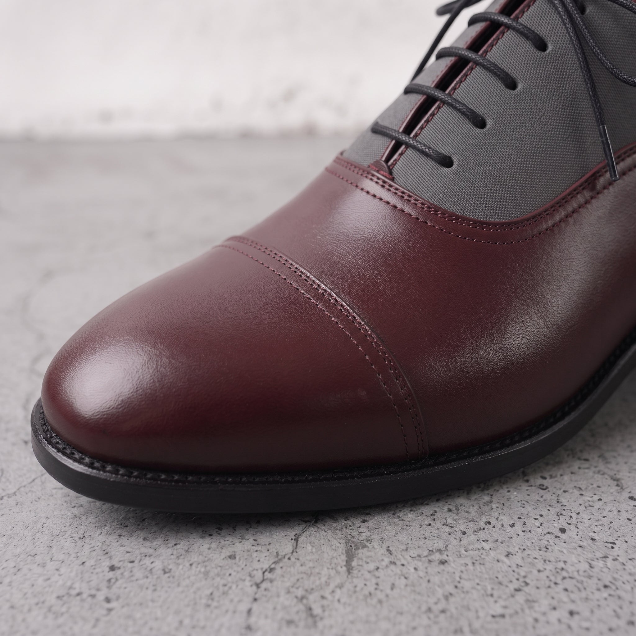 Men's Burgundy and Grey Cap-Toe Leather Oxfords — Hastings