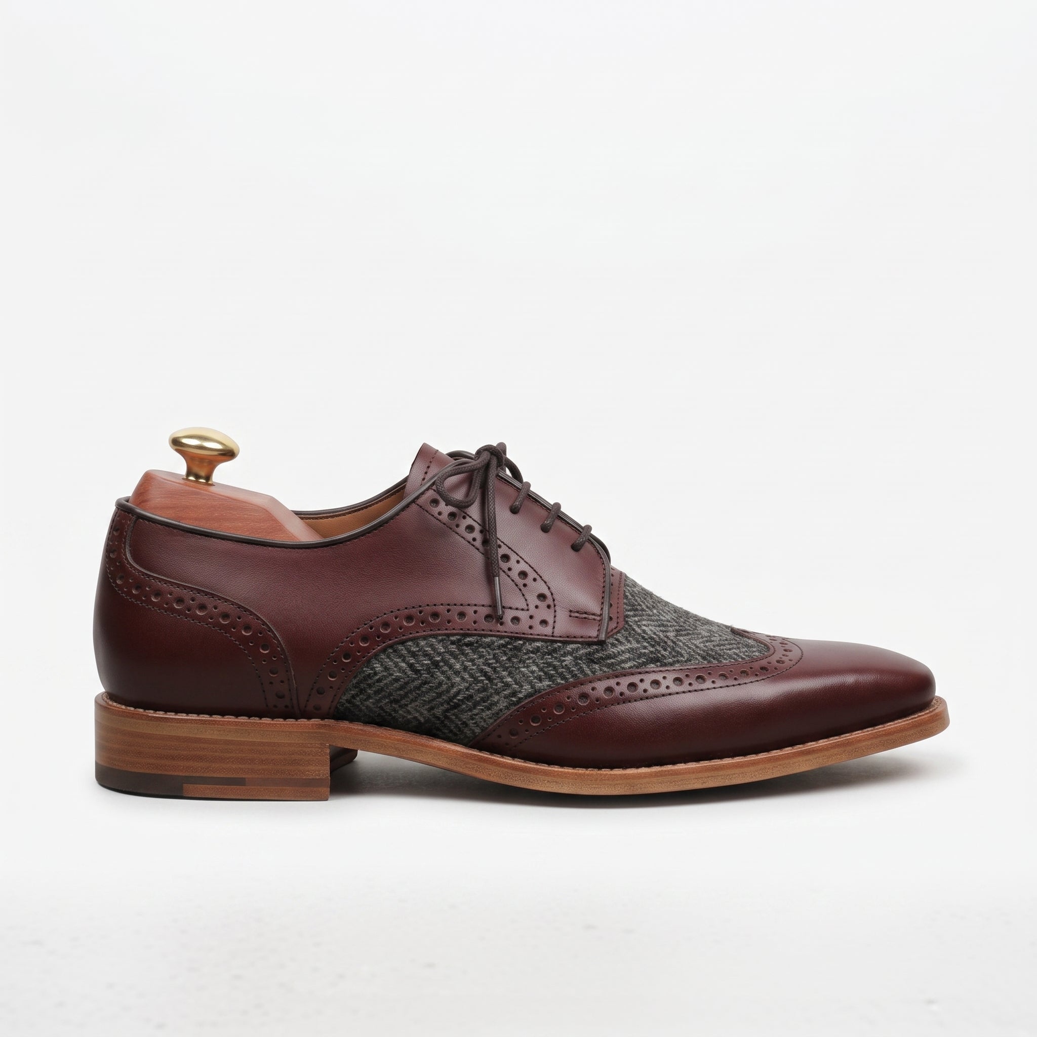 Men's Burgundy and Grey Wingtip Leather Oxfords — Primrose — Primrose