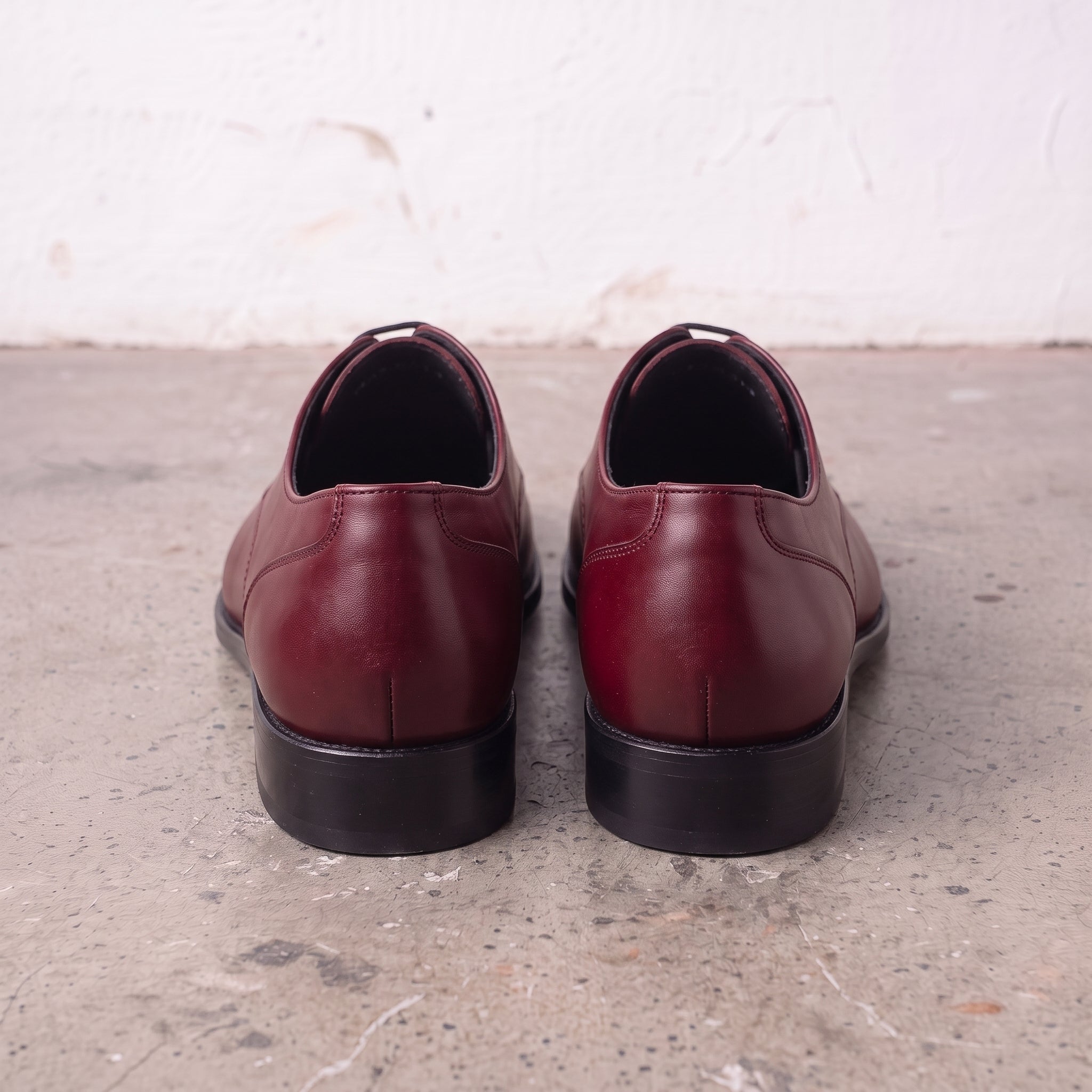 Men's Burgundy Apron-Toe Leather Oxfords — Rodney