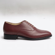 Men's Burgundy Plain-Toe Medallion Leather Oxfords — Sarsfield