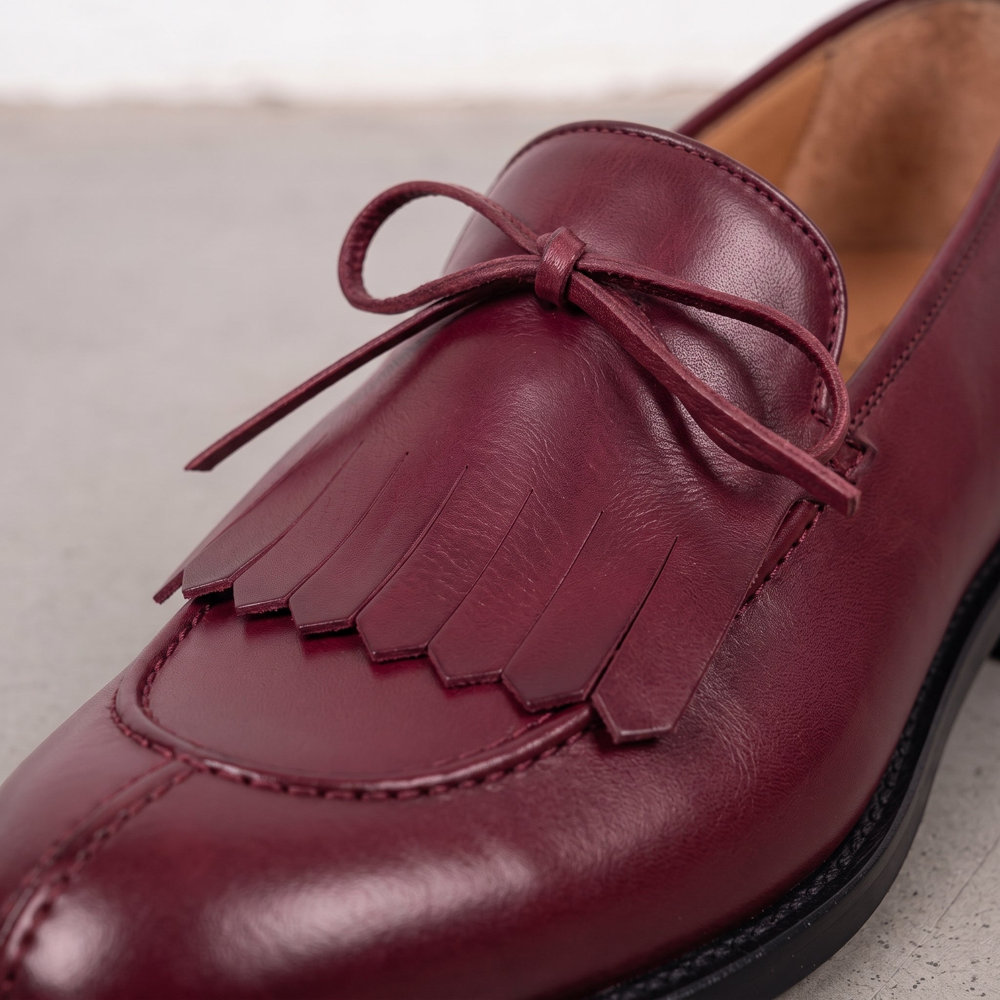 Men's Burgundy Fringe Apron-Toe Leather Loafers — Braydon