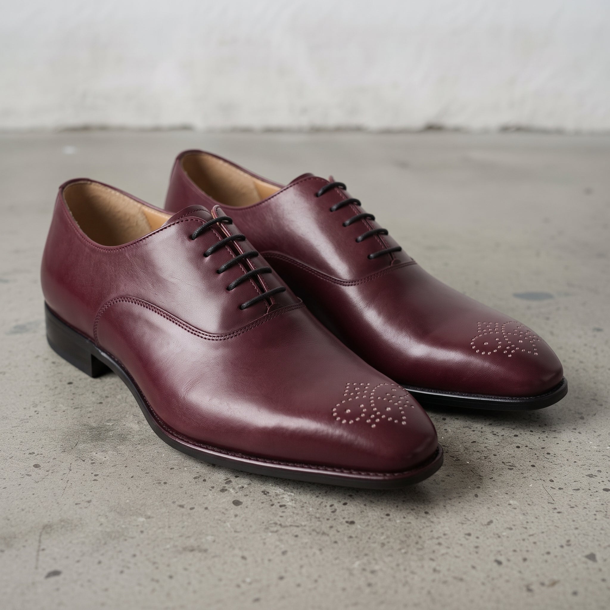 Men's Burgundy Plain-Toe Leather Oxfords — Cambray