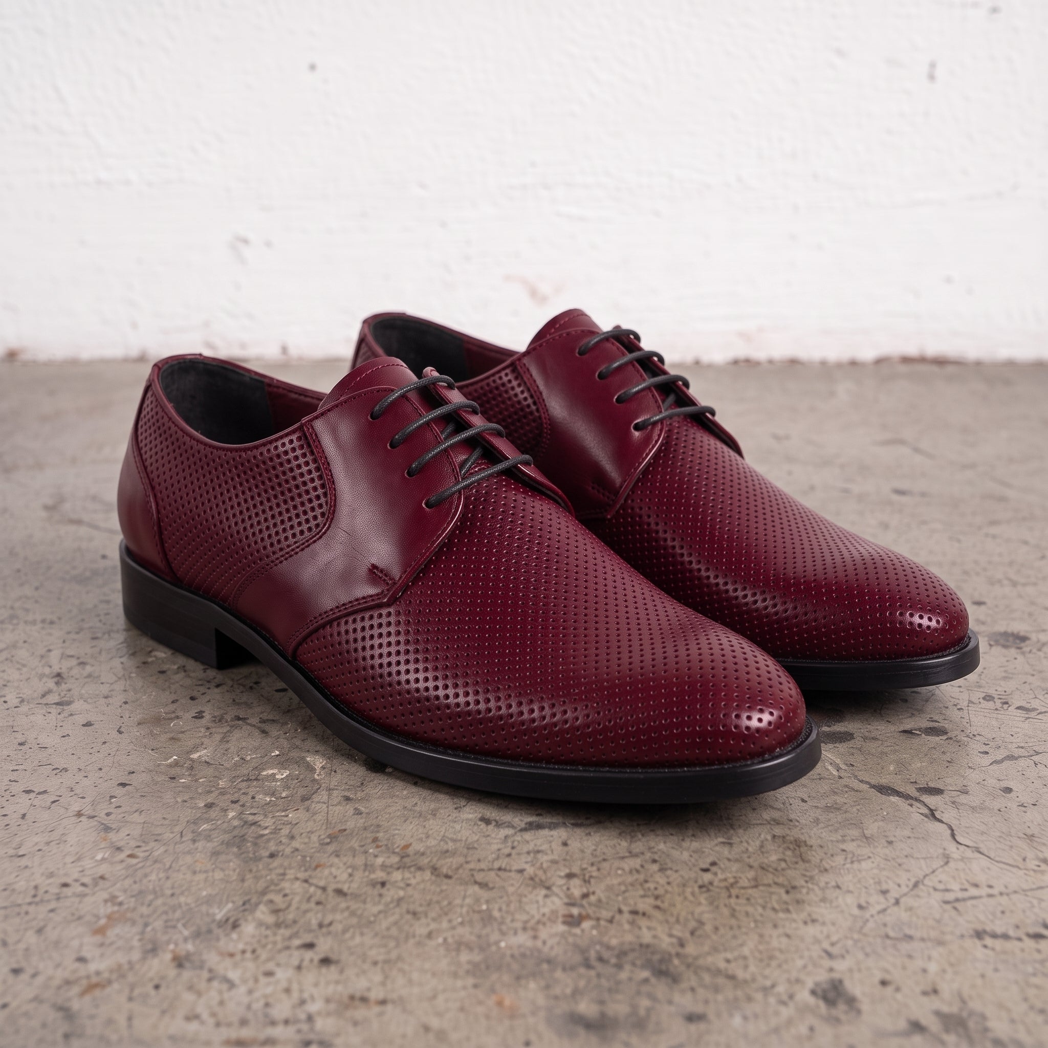 Men's Burgundy Perforated Leather Derby Shoes — Ingham