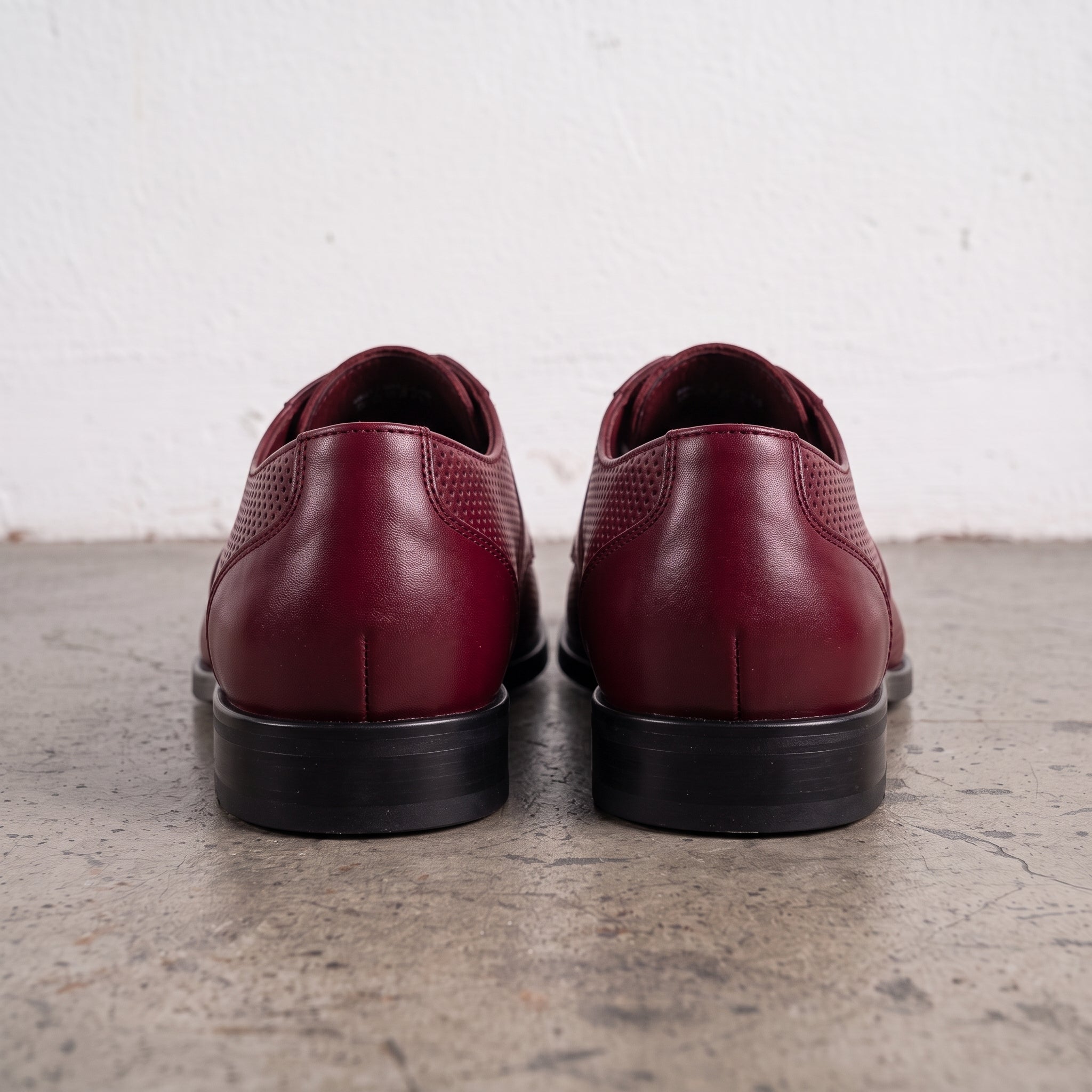 Men's Burgundy Perforated Leather Derby Shoes — Ingham