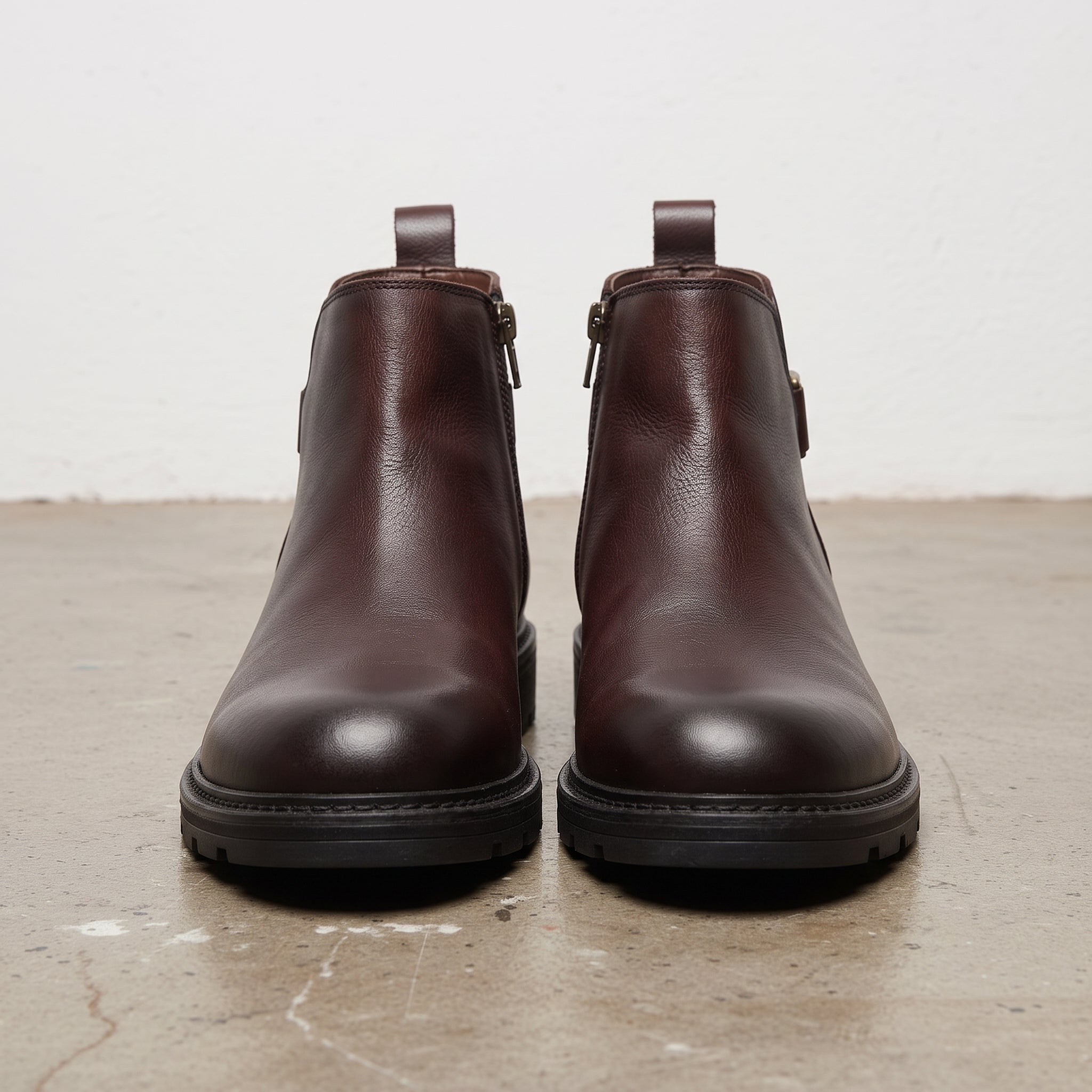 Men's Burgundy Plain-Toe Leather Chelsea Boots — Grimsley
