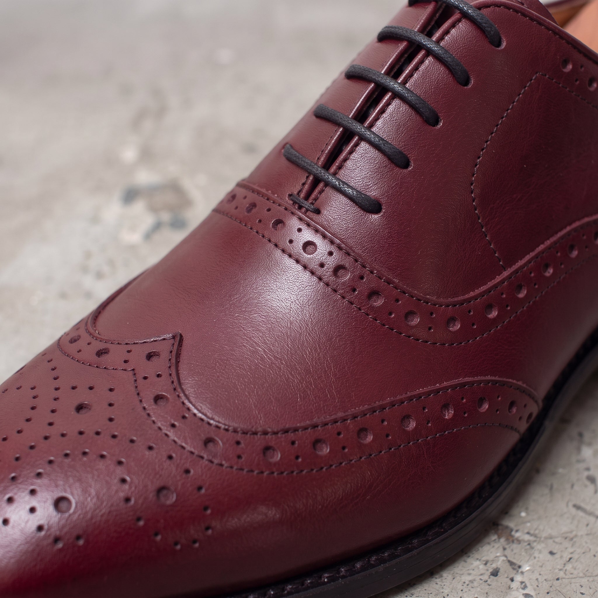 Men's Burgundy Wingtip Leather Brogues — Cranmore