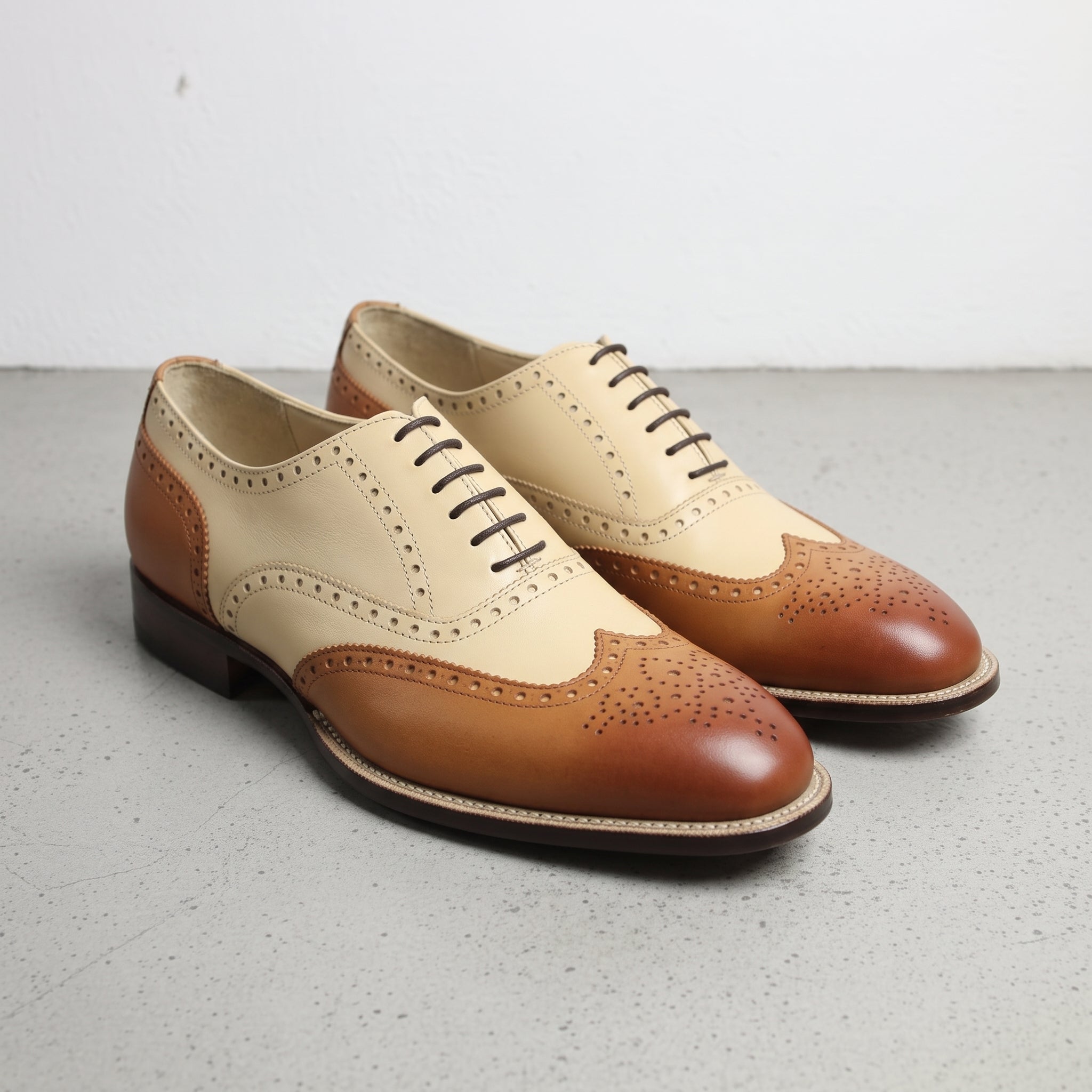 Men's Cream and Brown Two-Tone Wingtip Leather Oxfords — Andover