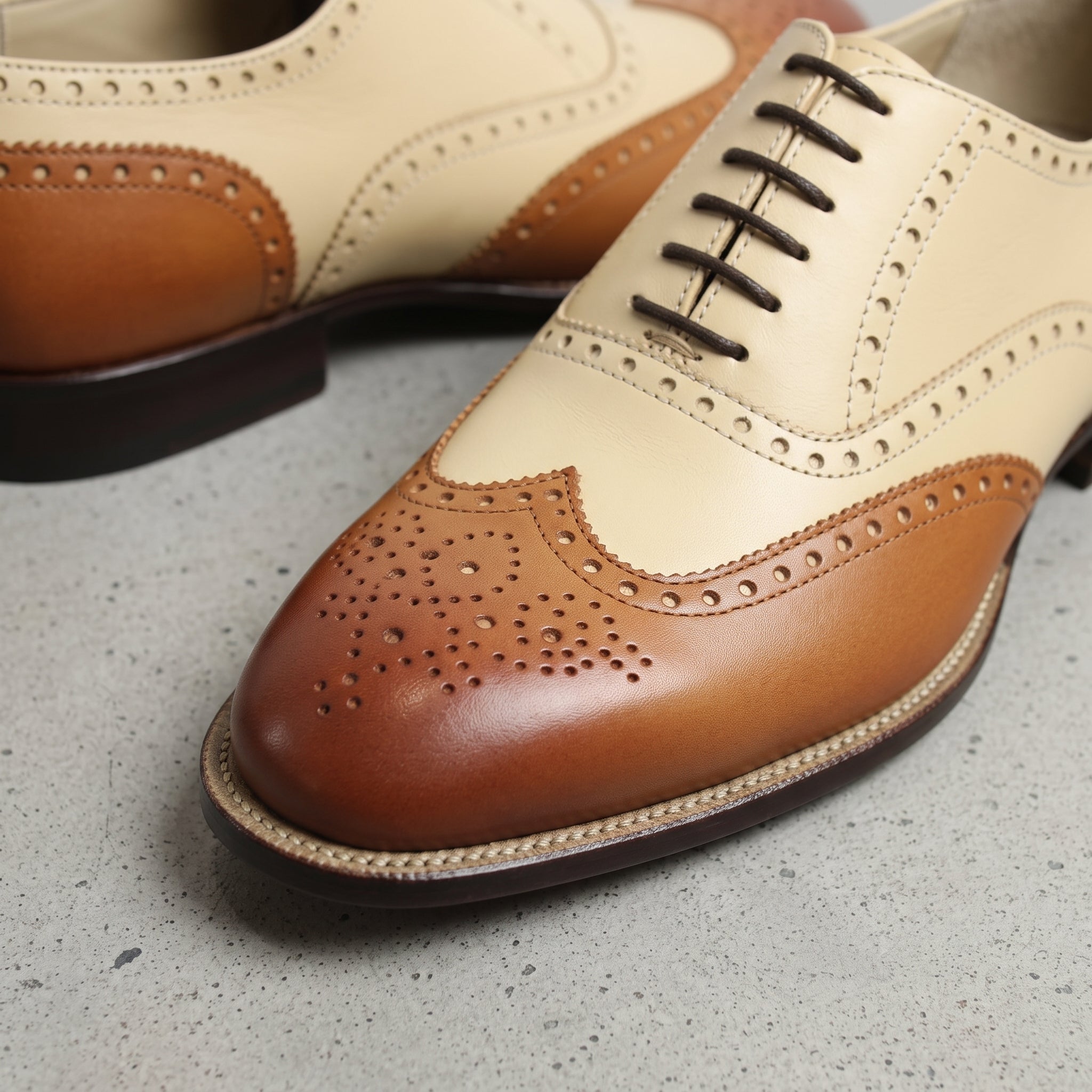 Men's Cream and Brown Two-Tone Wingtip Leather Oxfords — Andover
