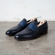 Men's Dark Blue and Blue Crocodile-Embossed Leather Apron-Toe Penny Loafers — Harrop