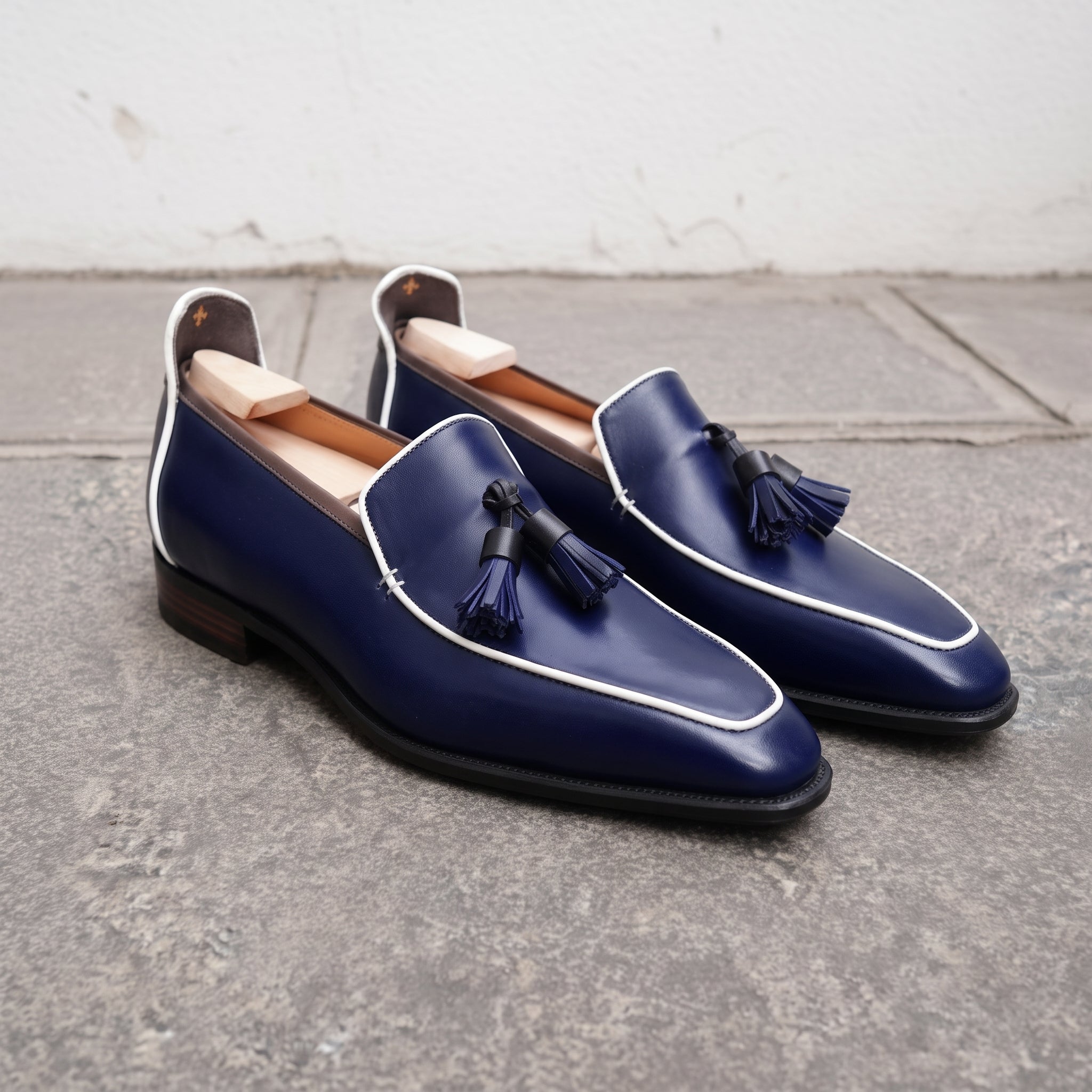 Men's Dark Blue Apron-Toe Leather Tassel Loafers — Ford