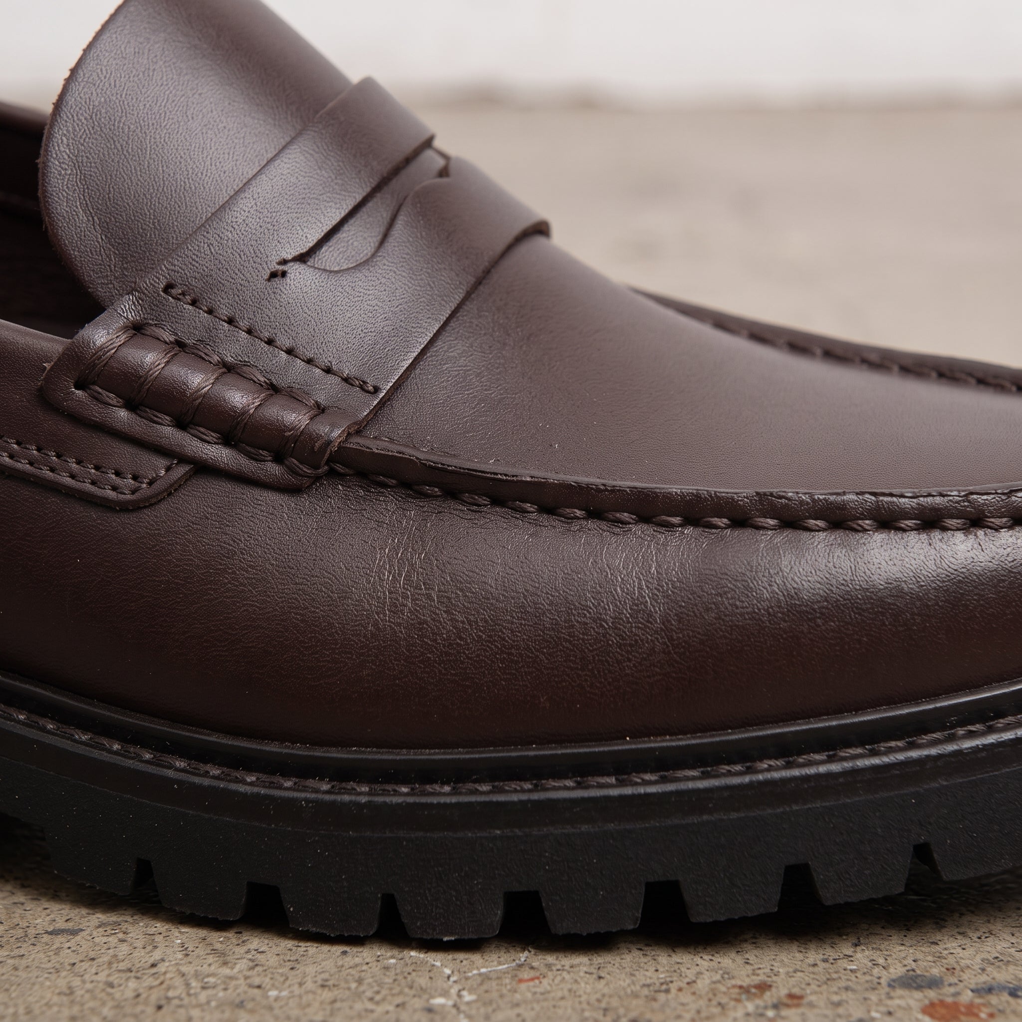 Men's Dark Brown Apron-Toe Leather Penny Loafers — Astwick