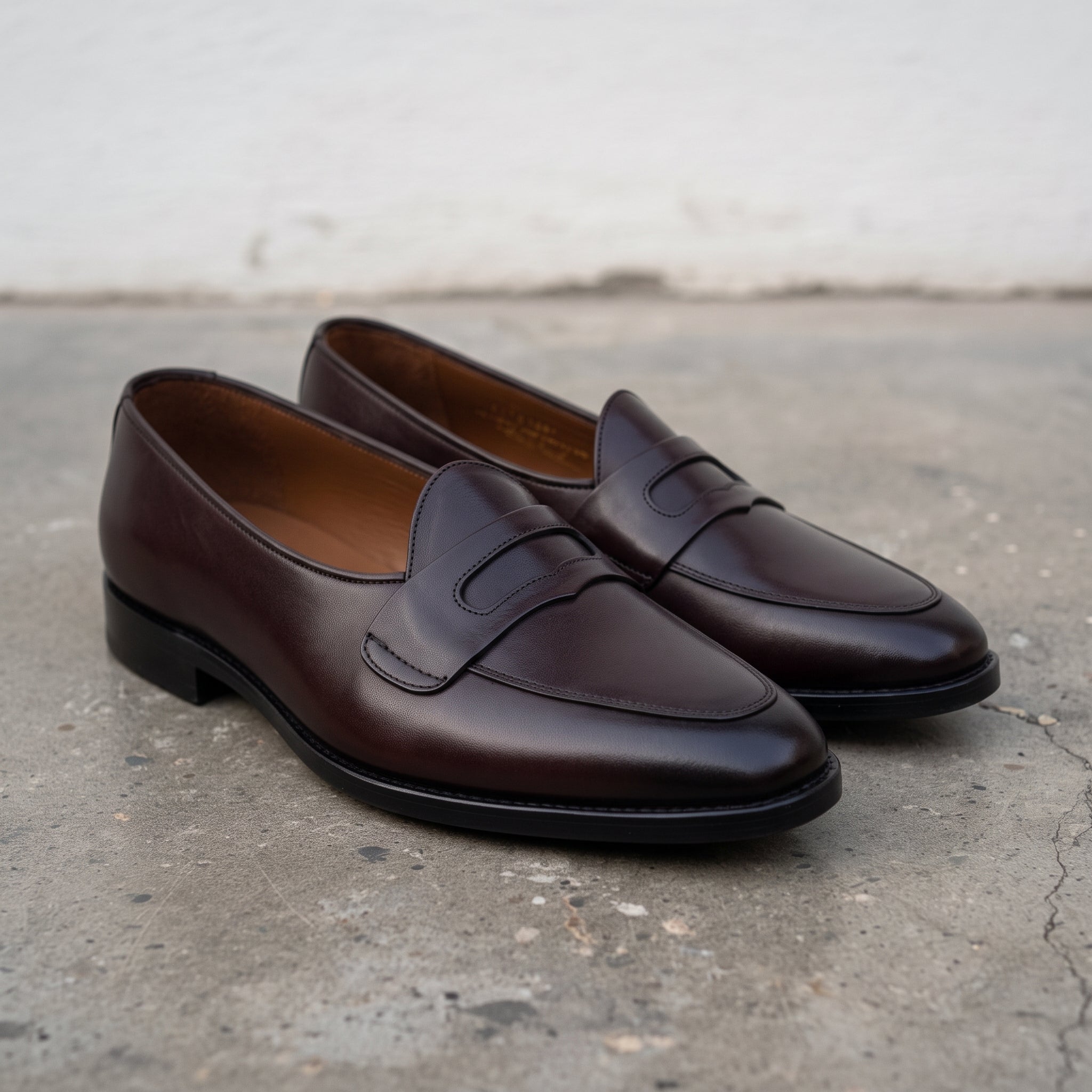 Men's Dark Brown Apron-Toe Leather Penny Loafers — Southport