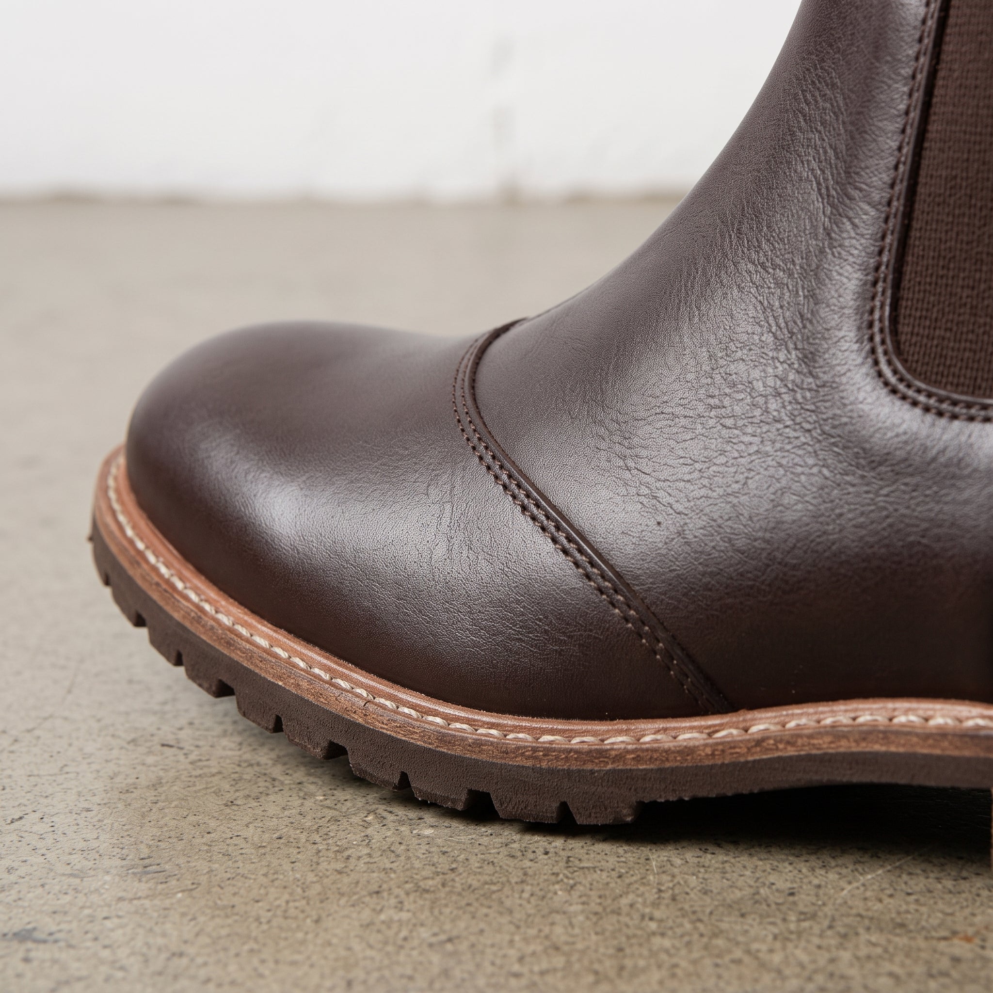 Men's Dark Brown Cap-Toe Brogue Leather Chelsea Boots — Greenham