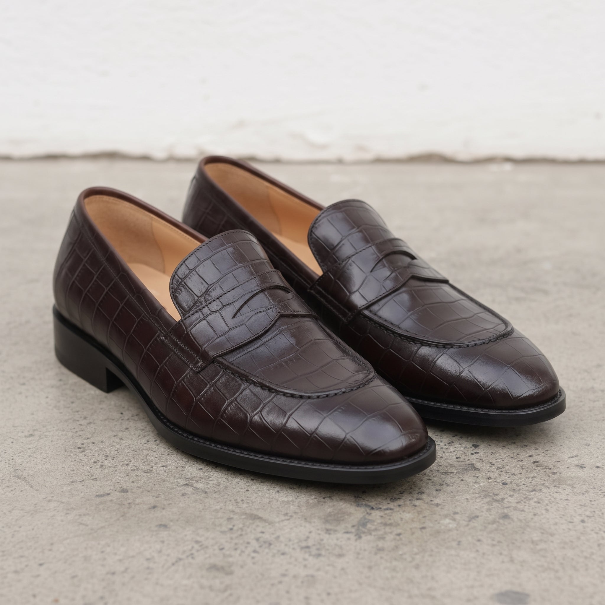 Men's Dark Brown Crocodile-Embossed Leather Penny Loafers — Duffy
