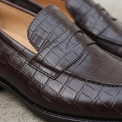 Men's Dark Brown Crocodile-Embossed Leather Penny Loafers — Duffy